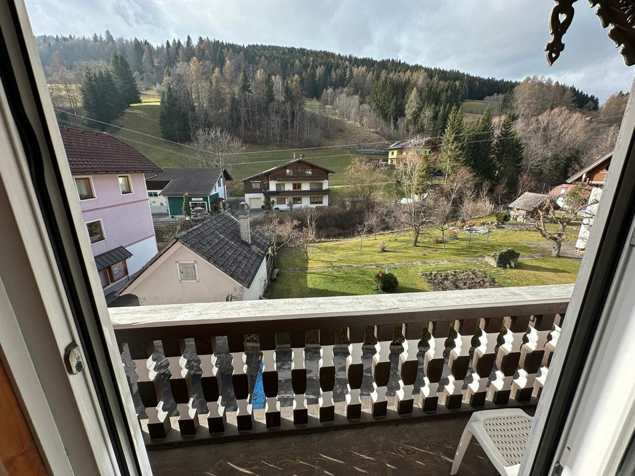 Double Room with Balcony - Photo 5