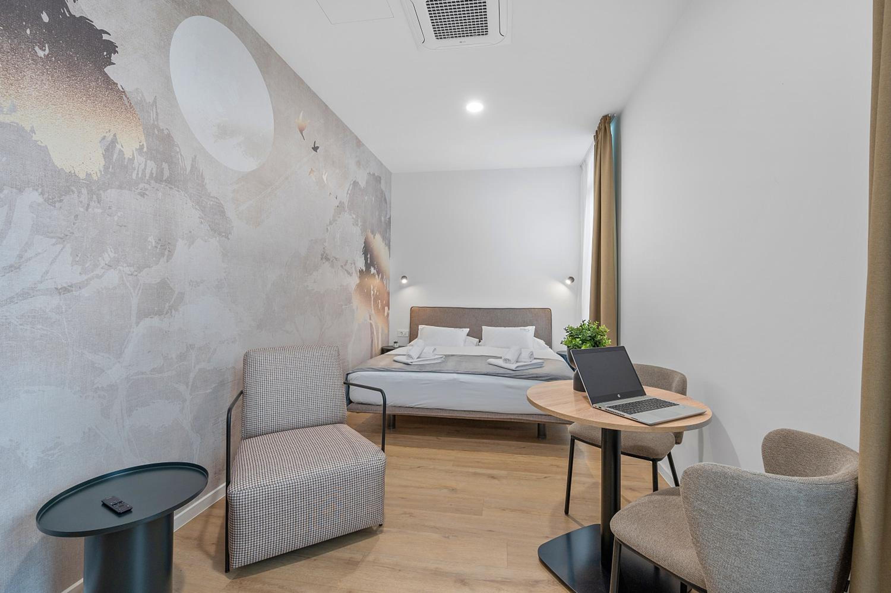 Suite photo 1