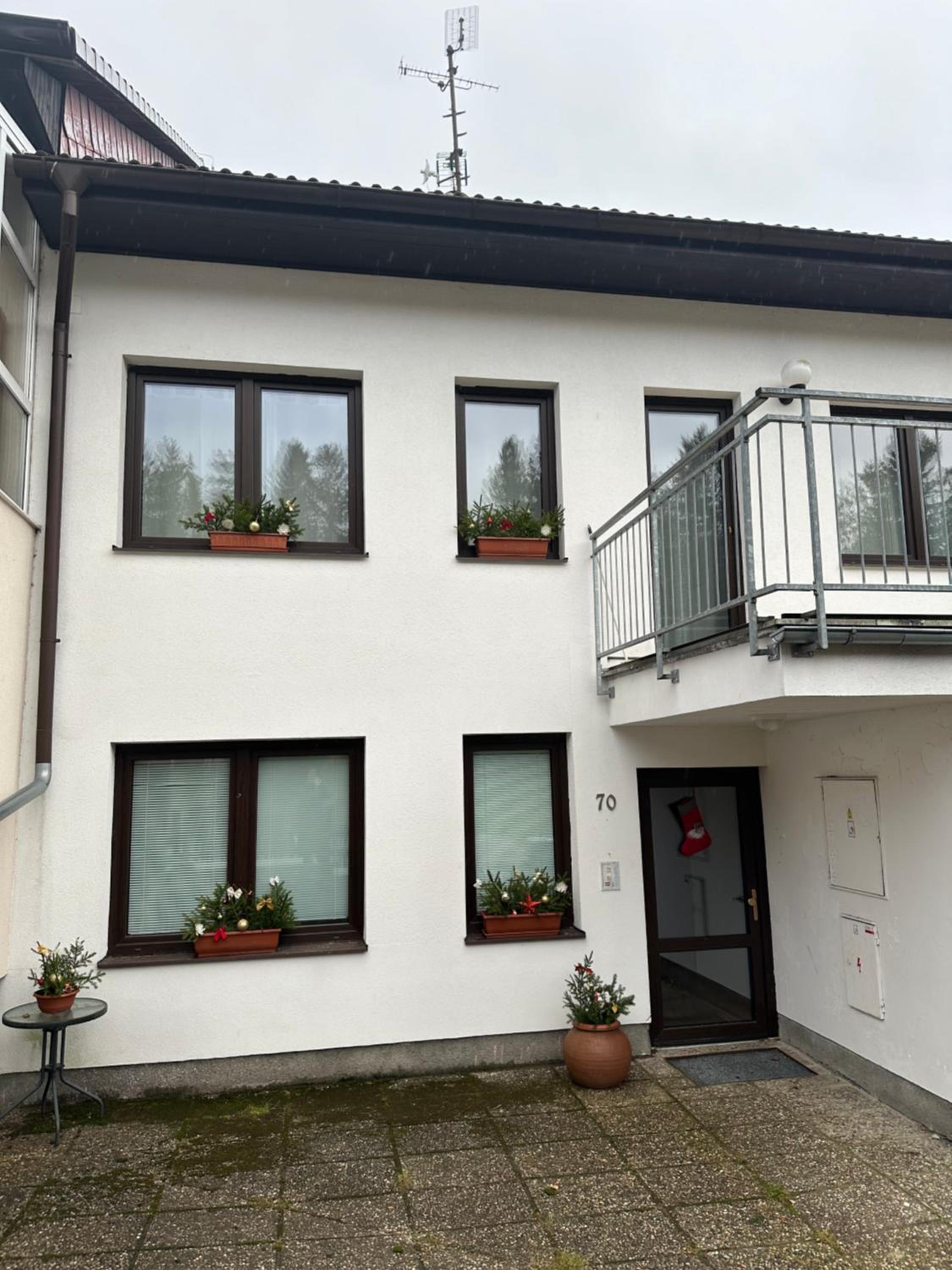Apartment with Terrace photo 3