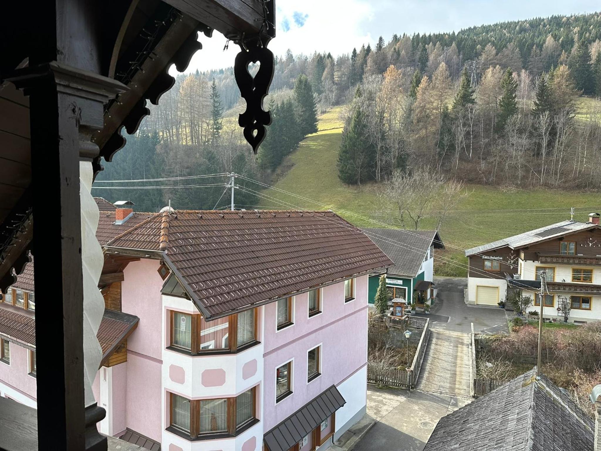 Triple Room with Balcony - Photo 9