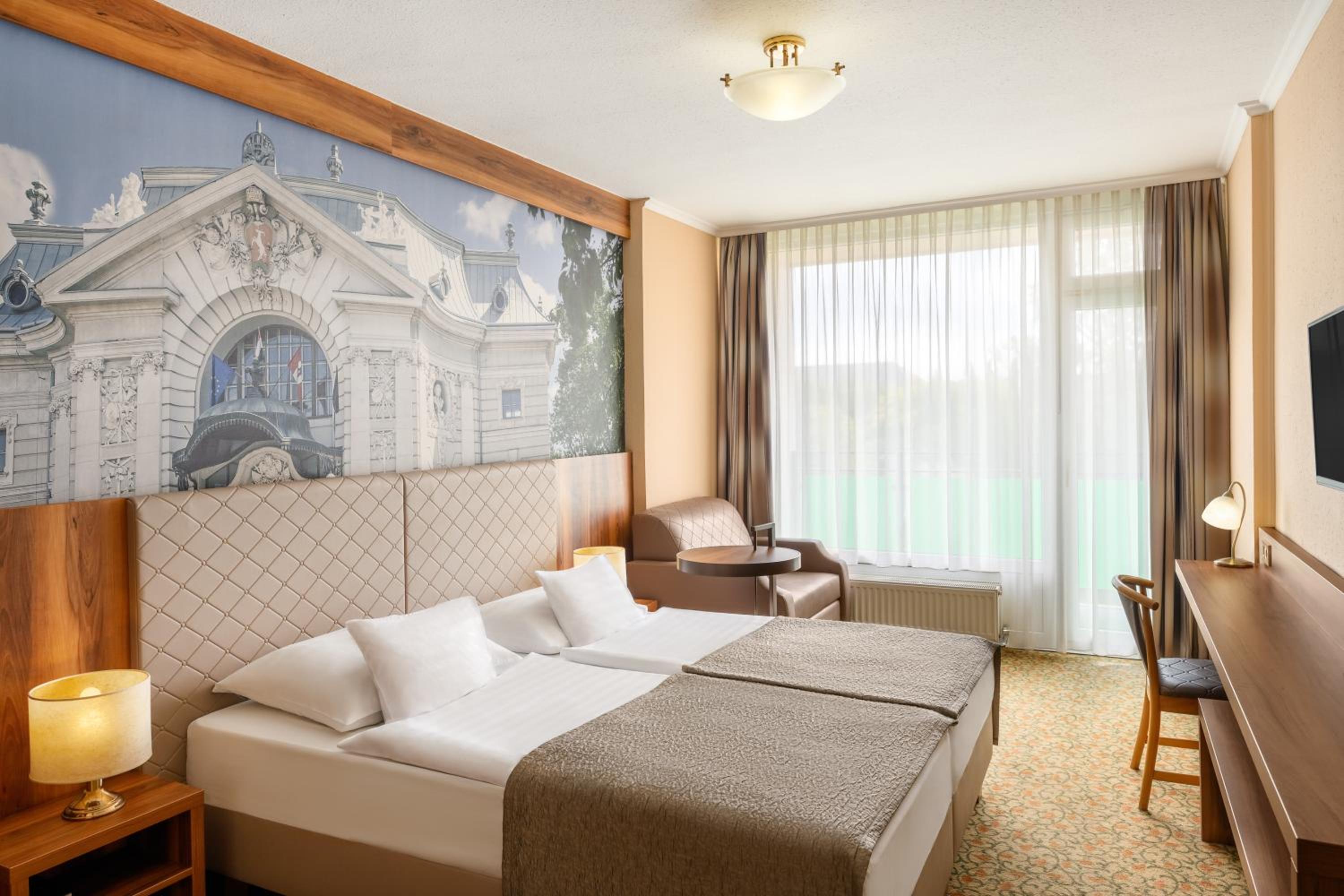 Superior Double or Twin Room - Photo 3