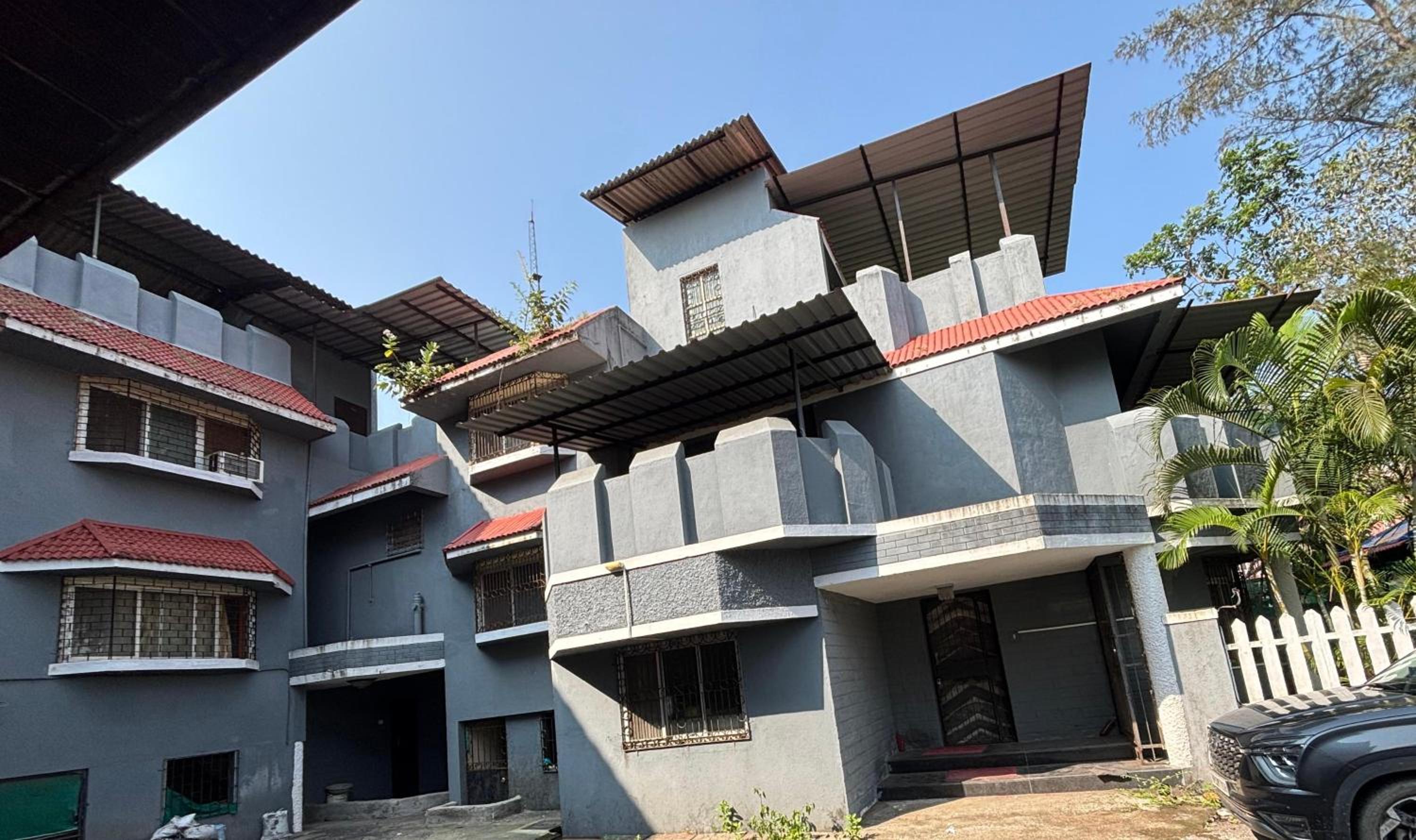 Three-Bedroom Villa photo 2