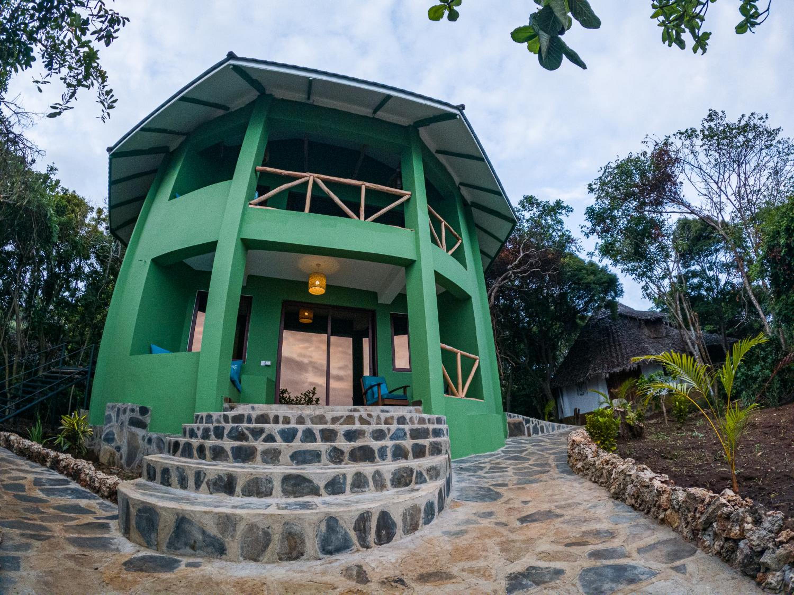 Deluxe Bungalow with Sea View - Photo 5