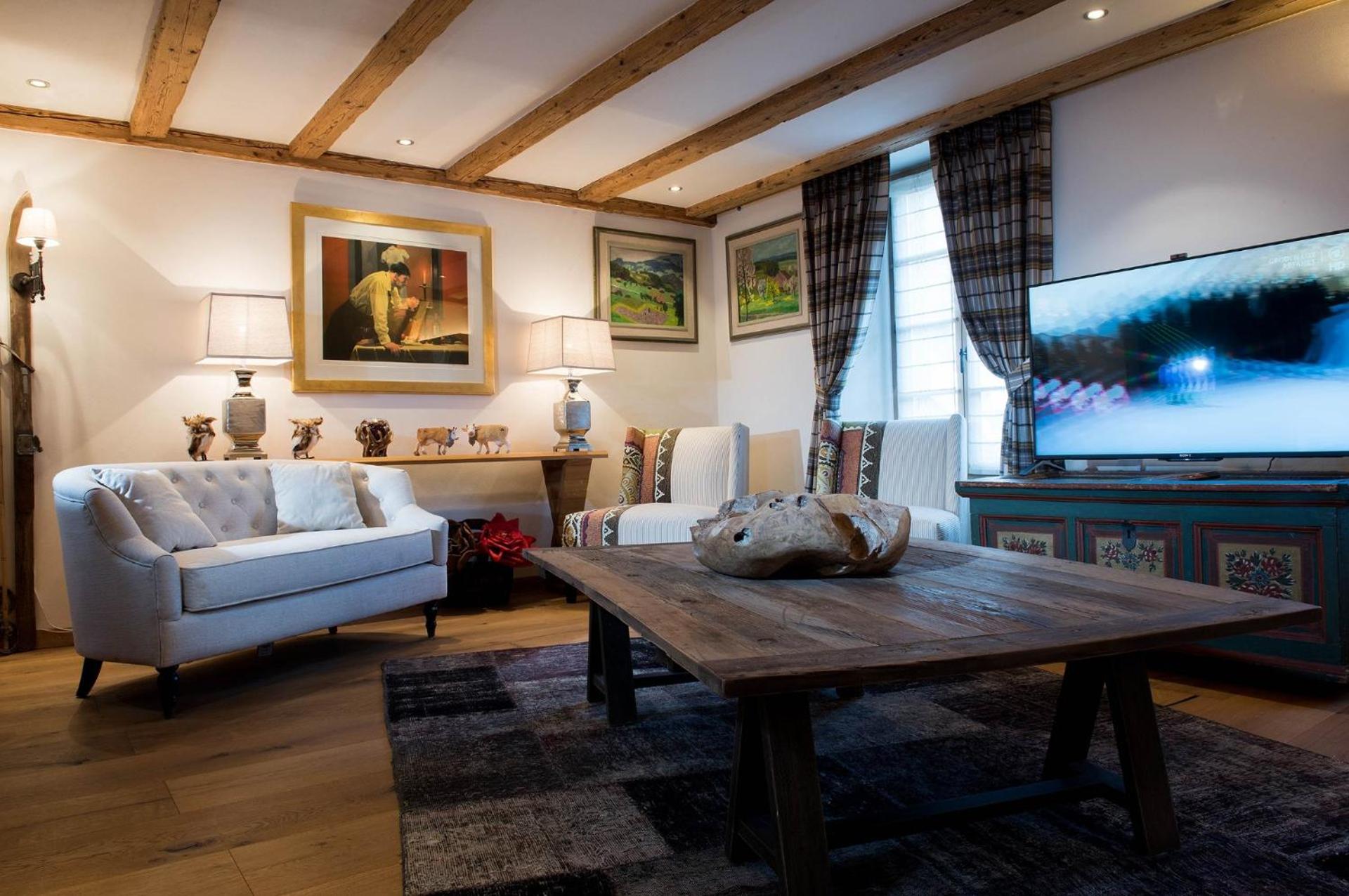 Suite 18 - Photo 2