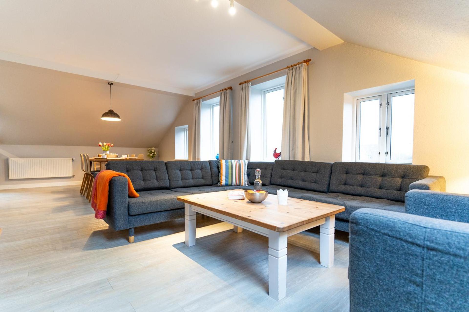 Apartment photo 1
