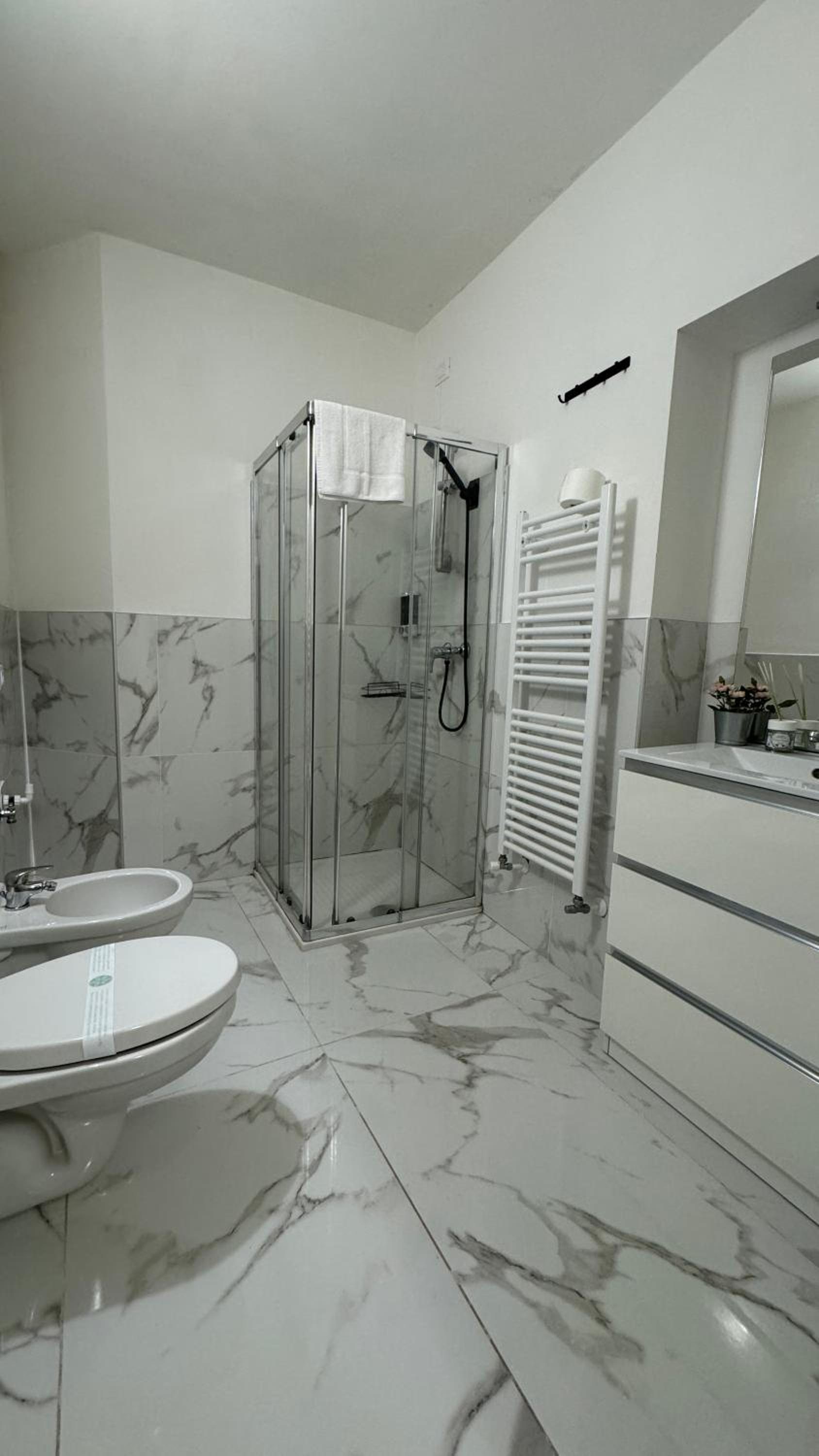 Apartment - Ground Floor photo 2