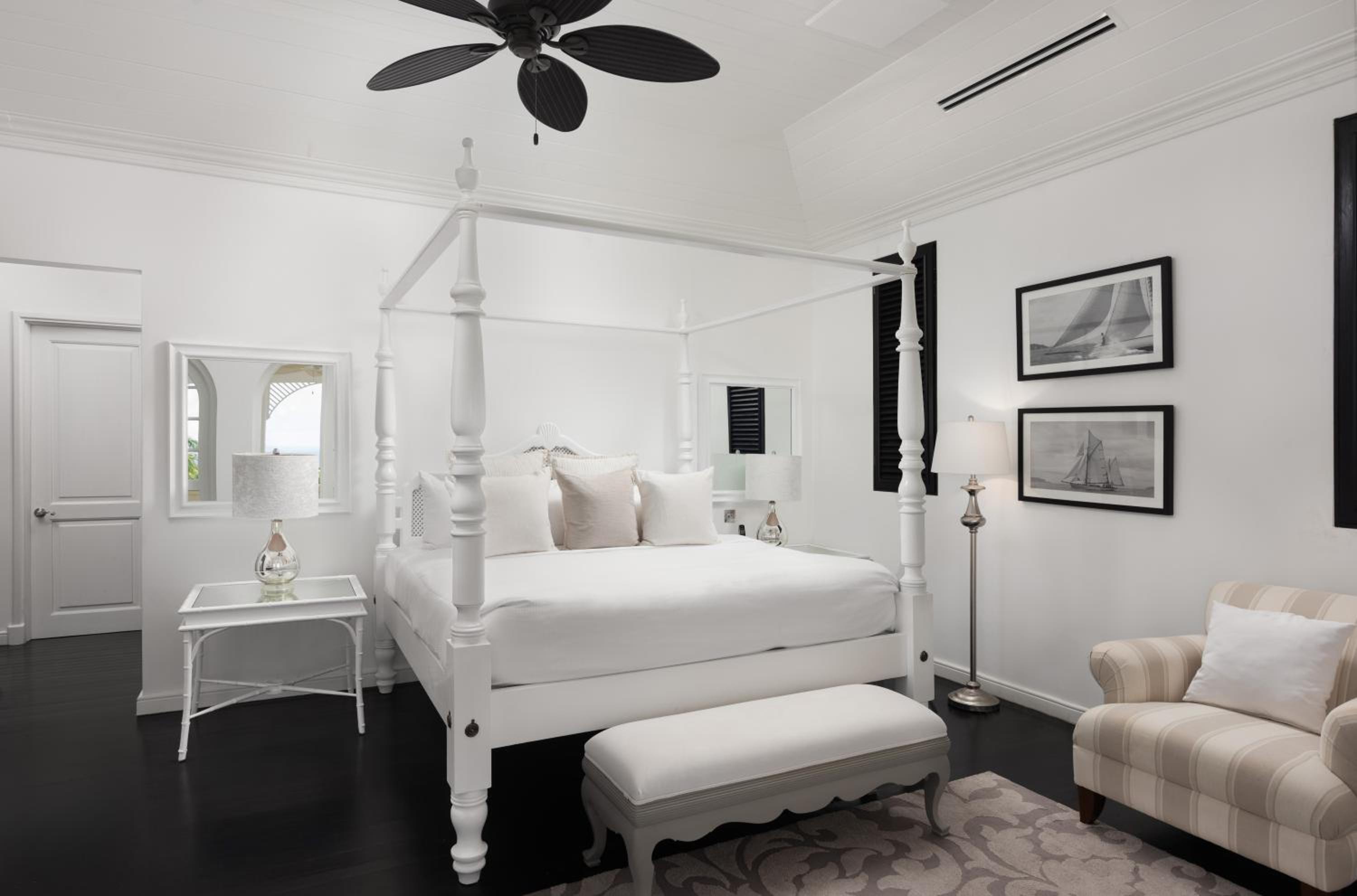 Villa photo 1