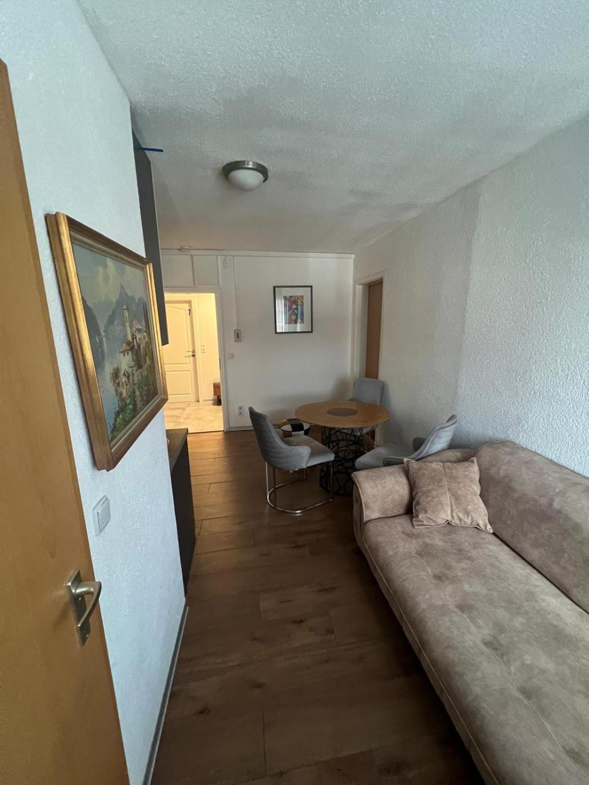 One-Bedroom Apartment photo 3