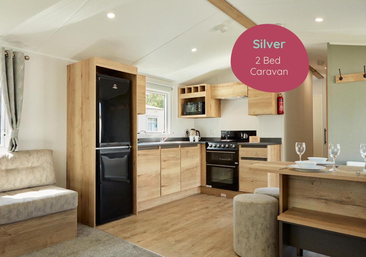 Silver 2 Bed Caravan photo 3