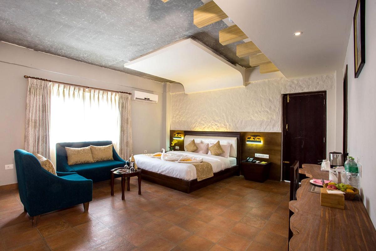 Deluxe King Room