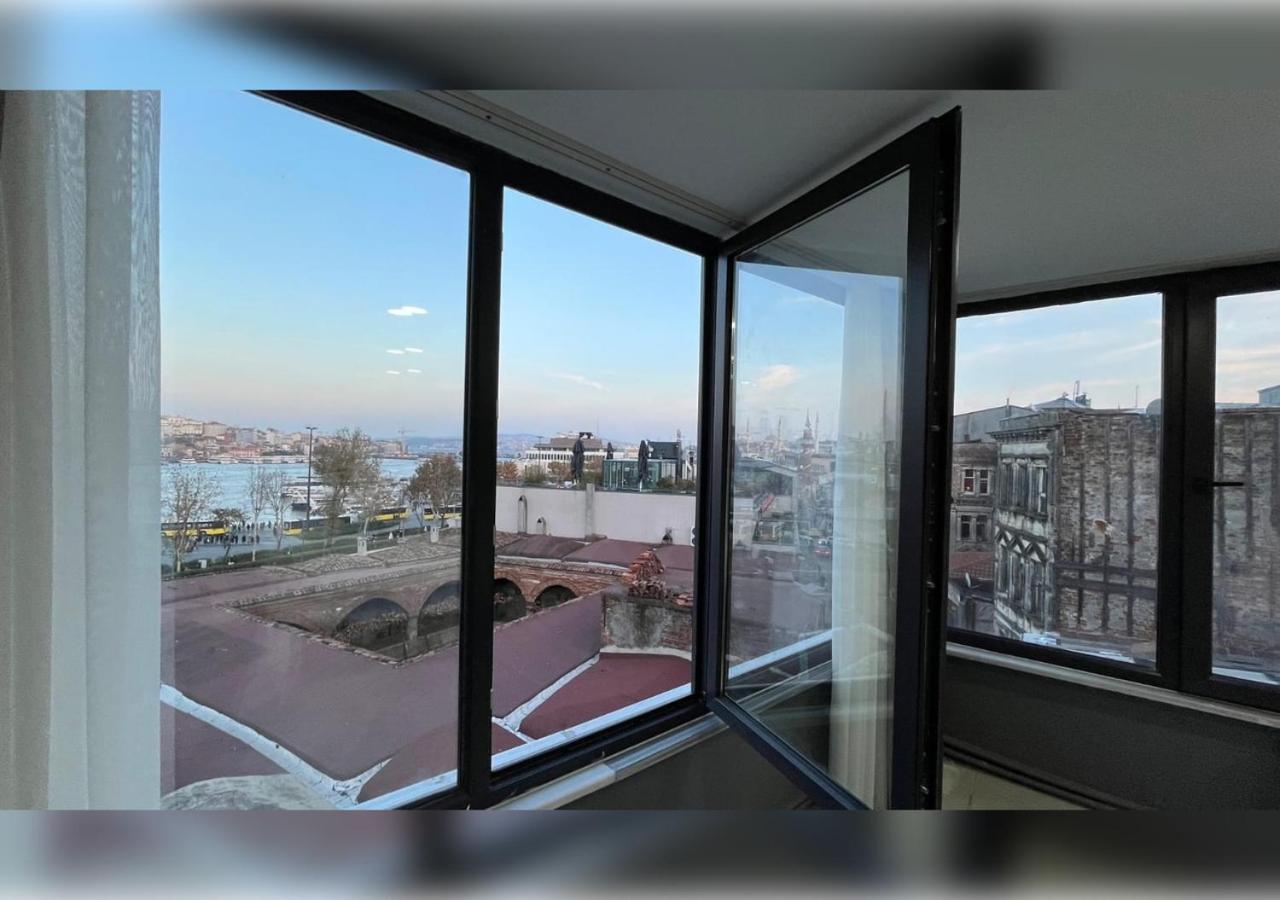 Suite with City View photo 1