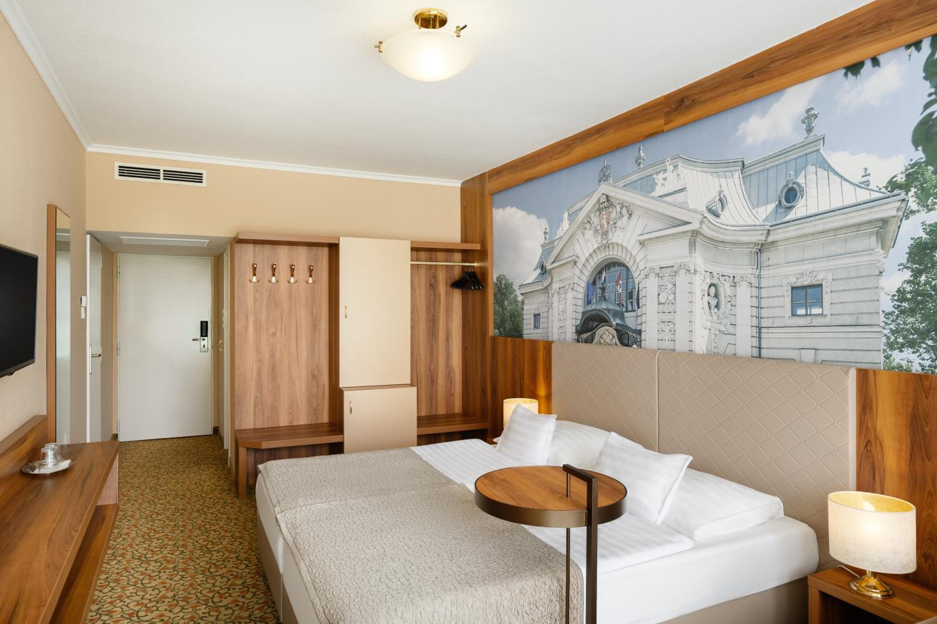 Superior Double or Twin Room - Photo 4