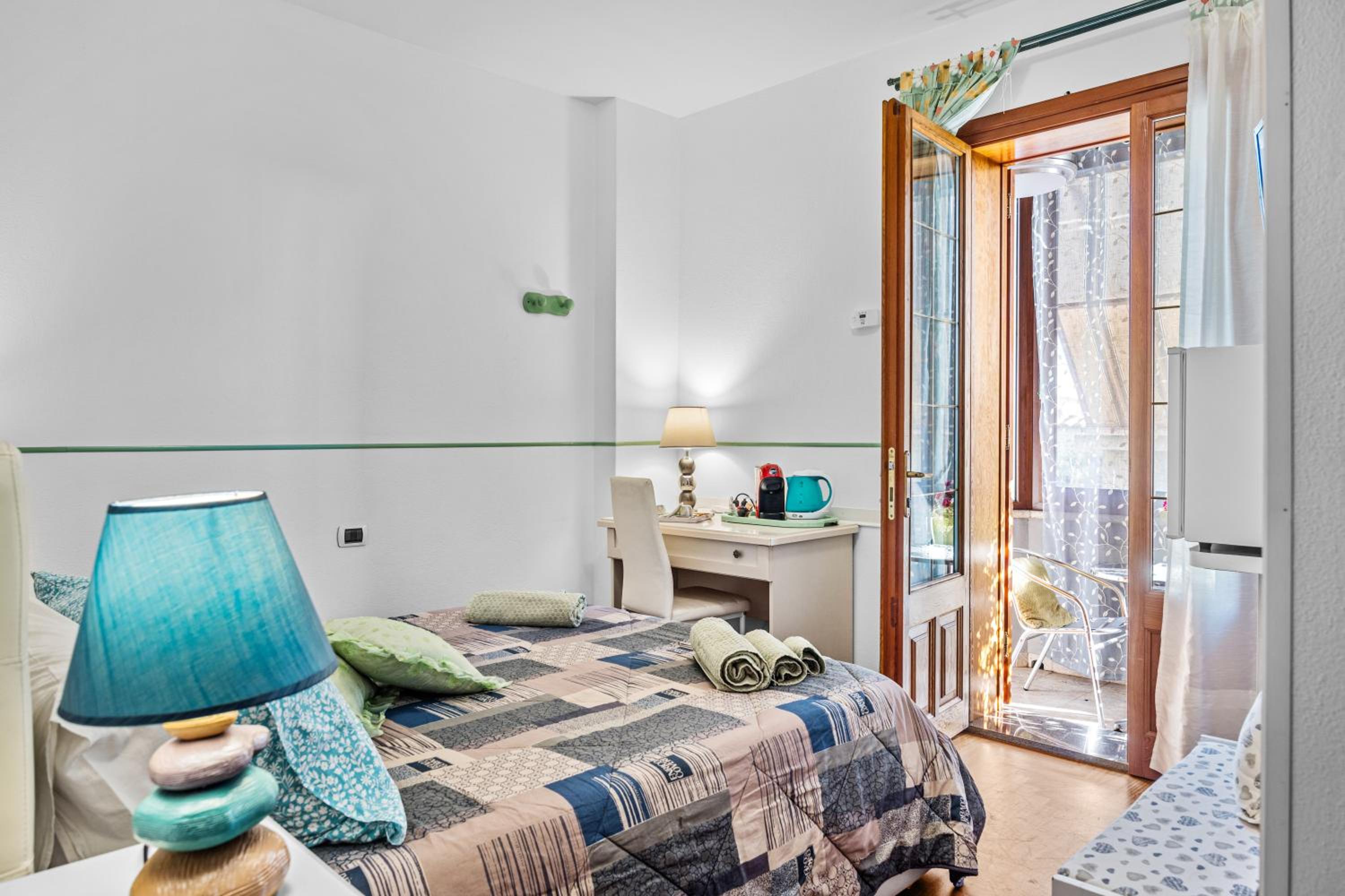 Quarto Duplo com Casa de Banho Privativa