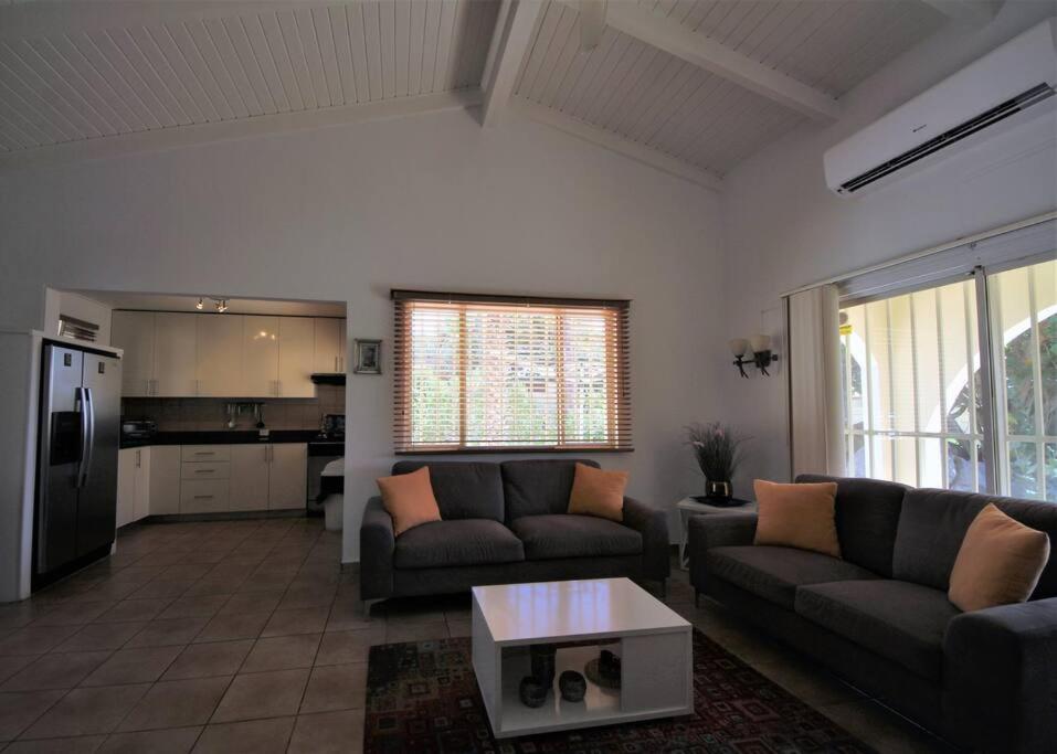 Villa photo 1