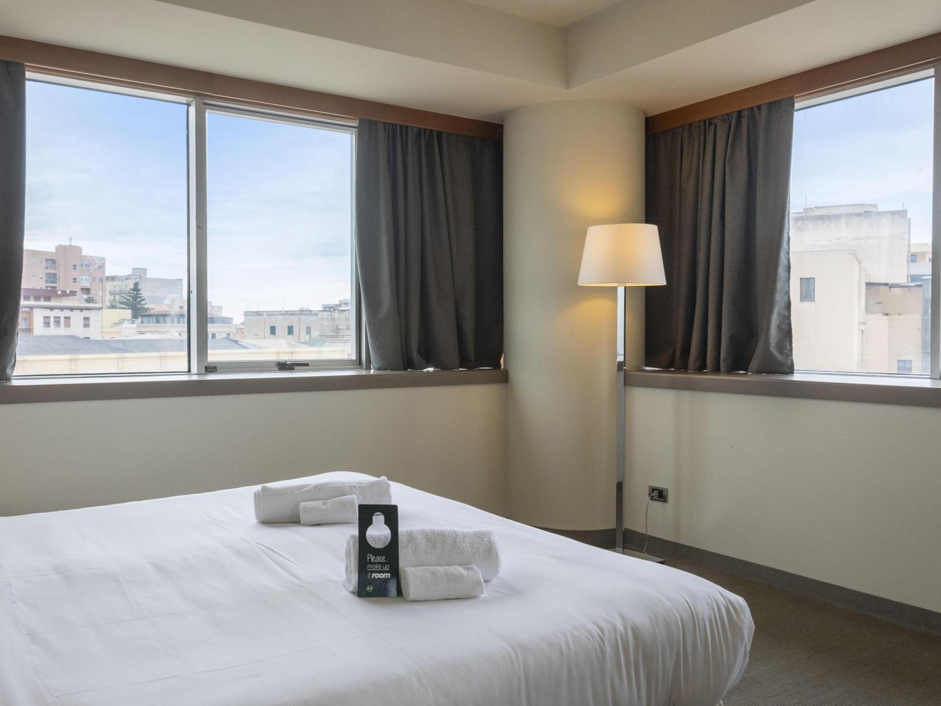 Standard Double Room - Photo 2