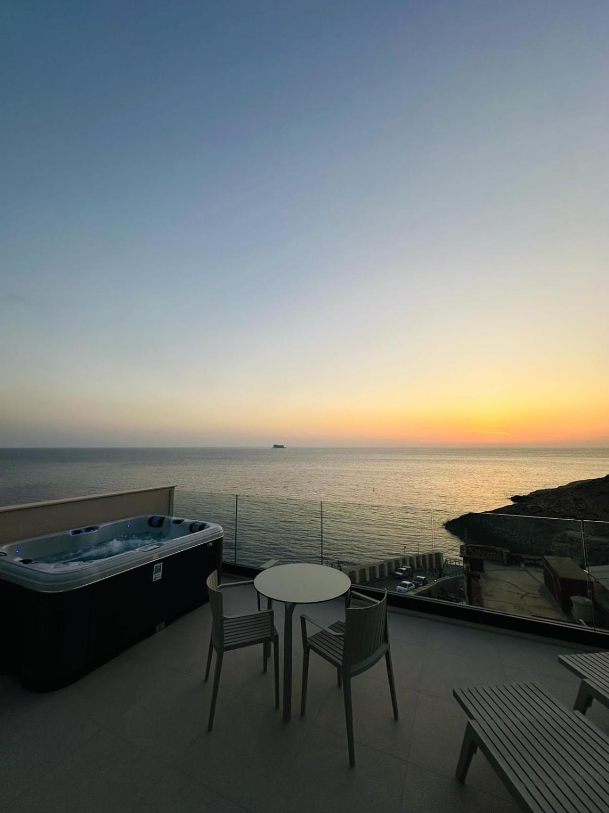 Seaview Terrace Suite with Hot Tub photo 3