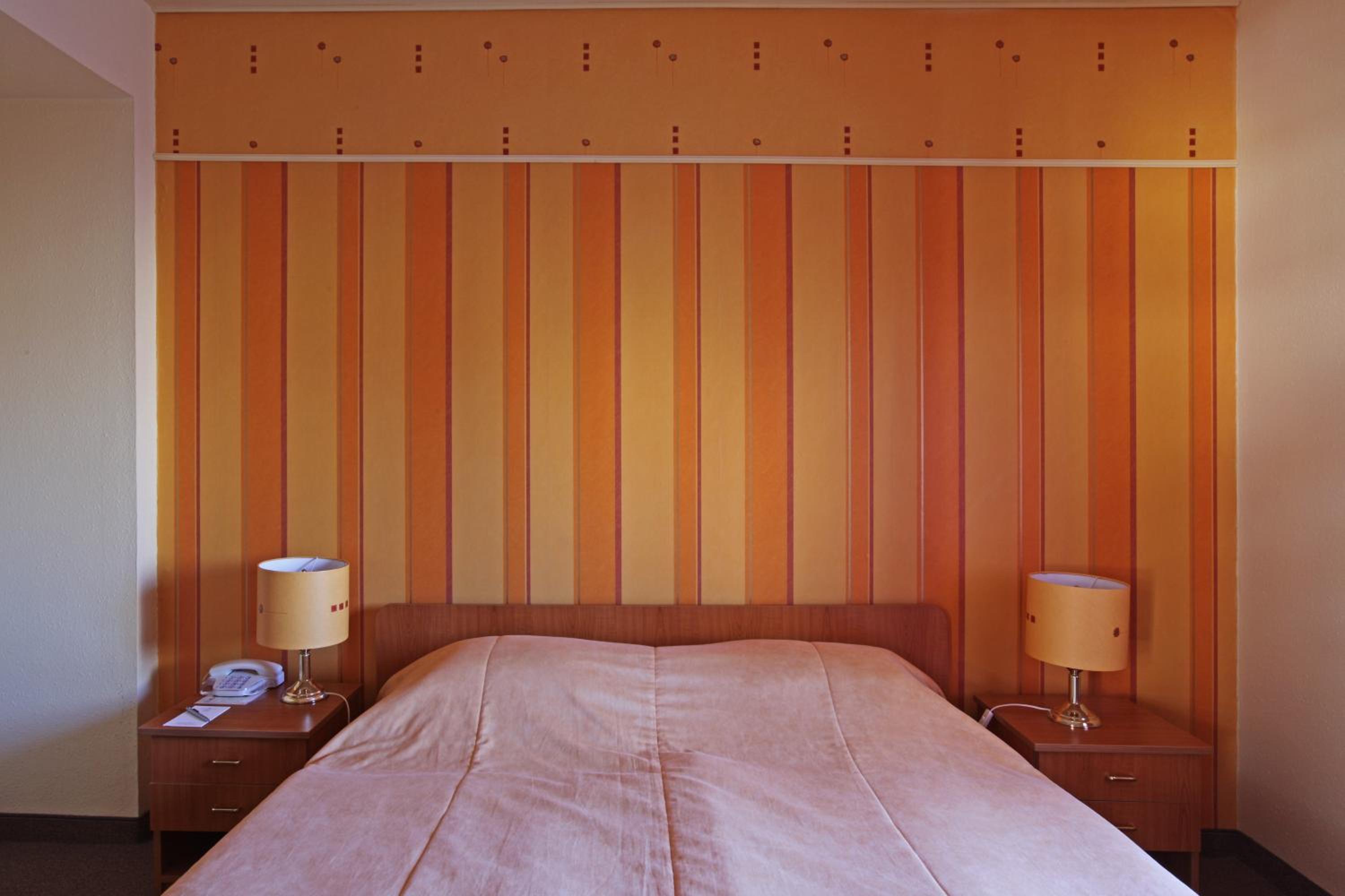 Suite - Photo 2