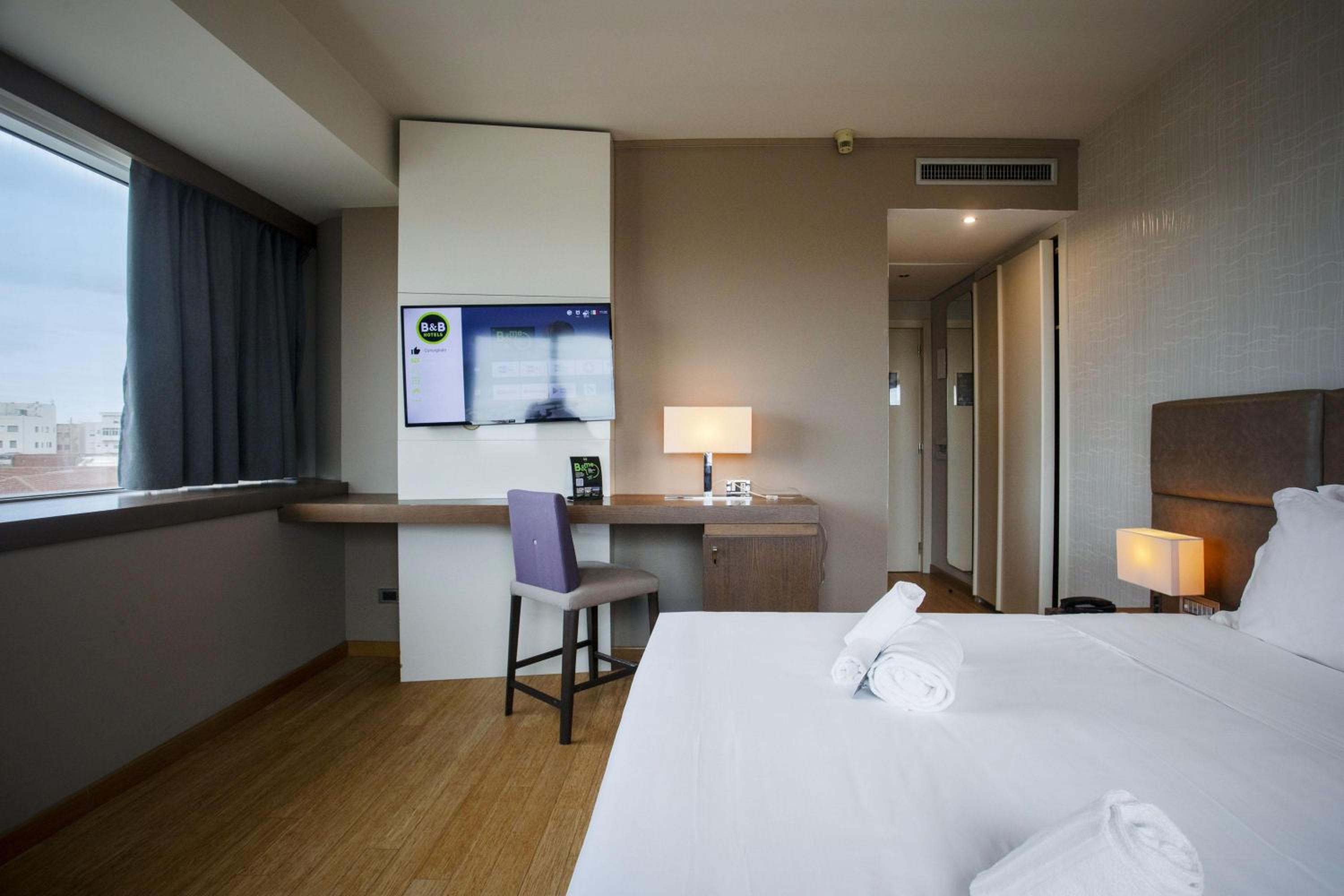 Superior Double Room - Photo 8