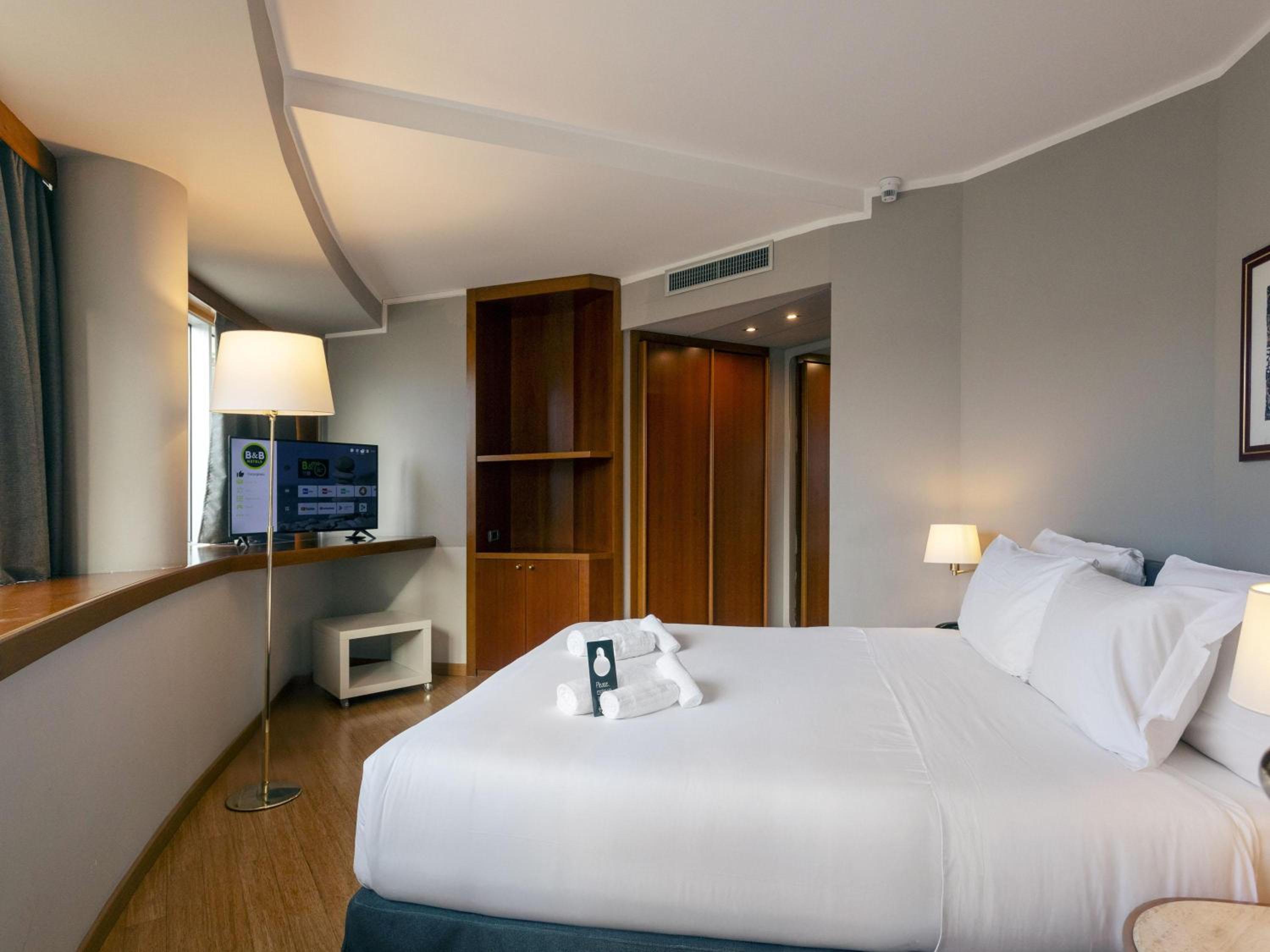 Suite - Photo 6