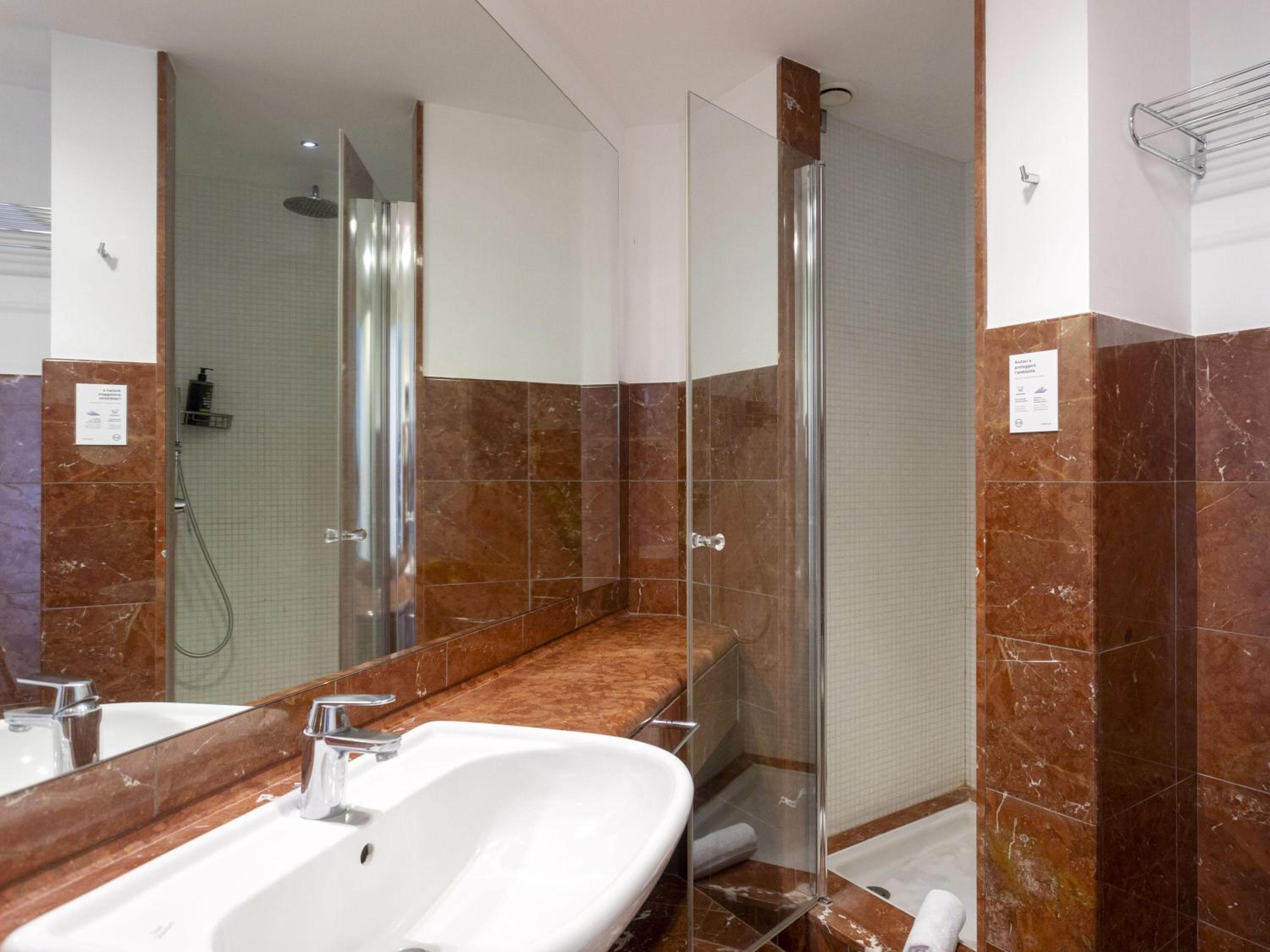 Superior Double Room - Photo 3
