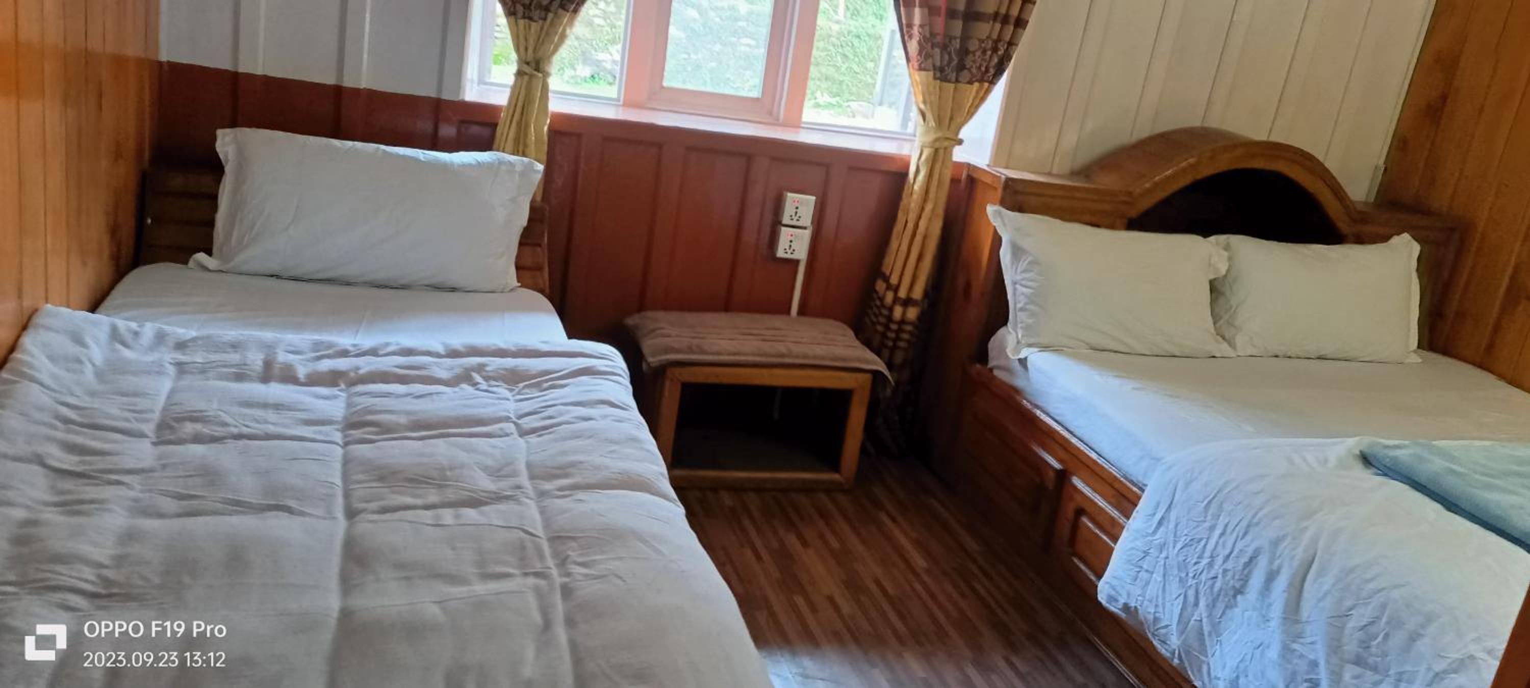 Economy Triple Room With Shared Bathroom photo 1