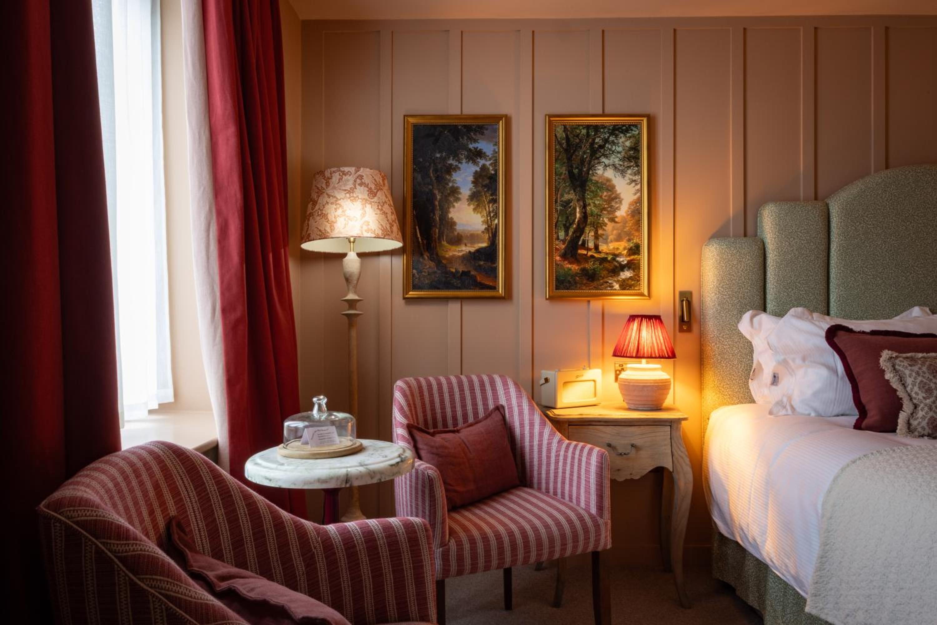 Fancy Room photo 2