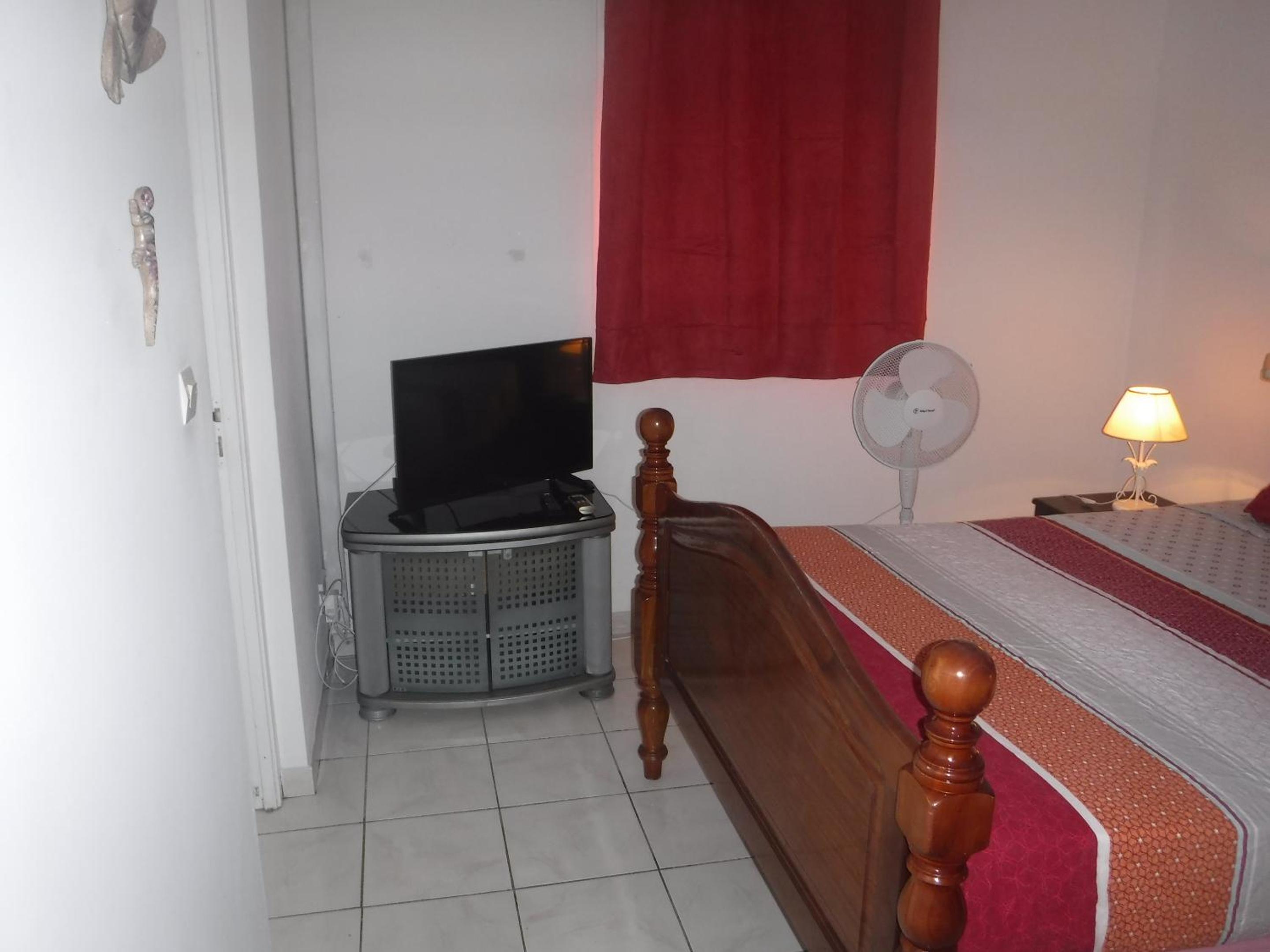 Standard Double Room - Photo 4