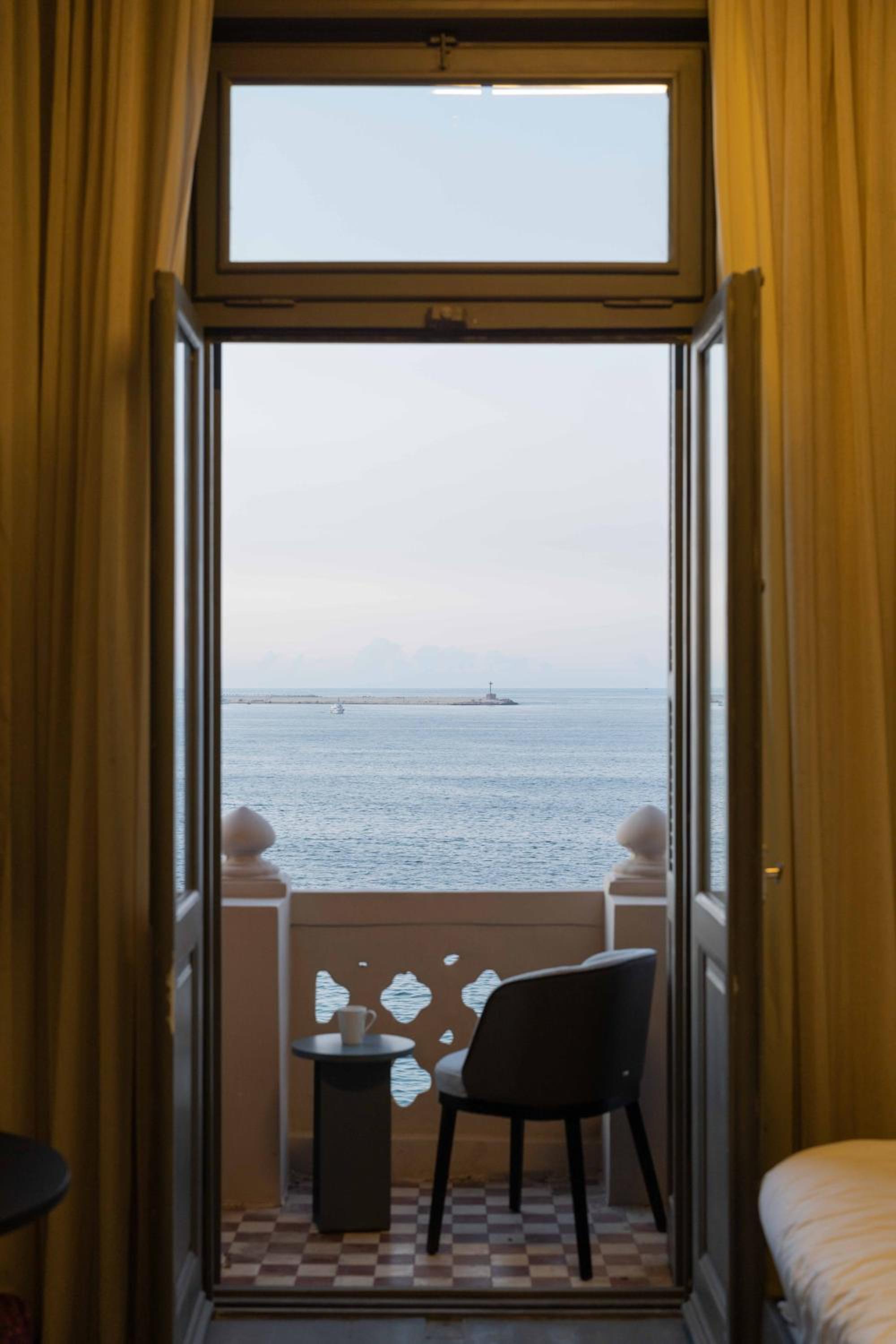 King Suite with Sea View