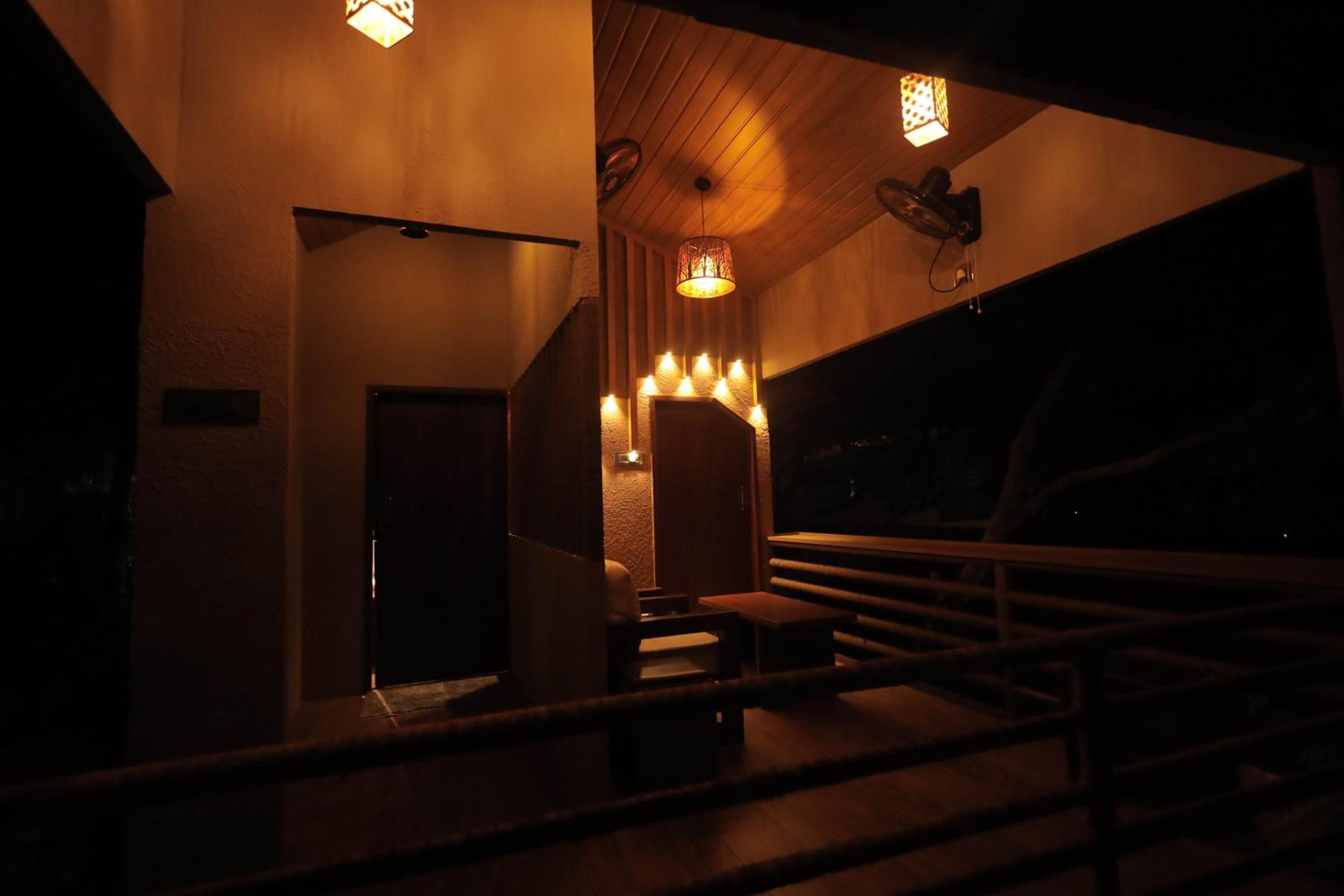 Studio with Balcony photo 3