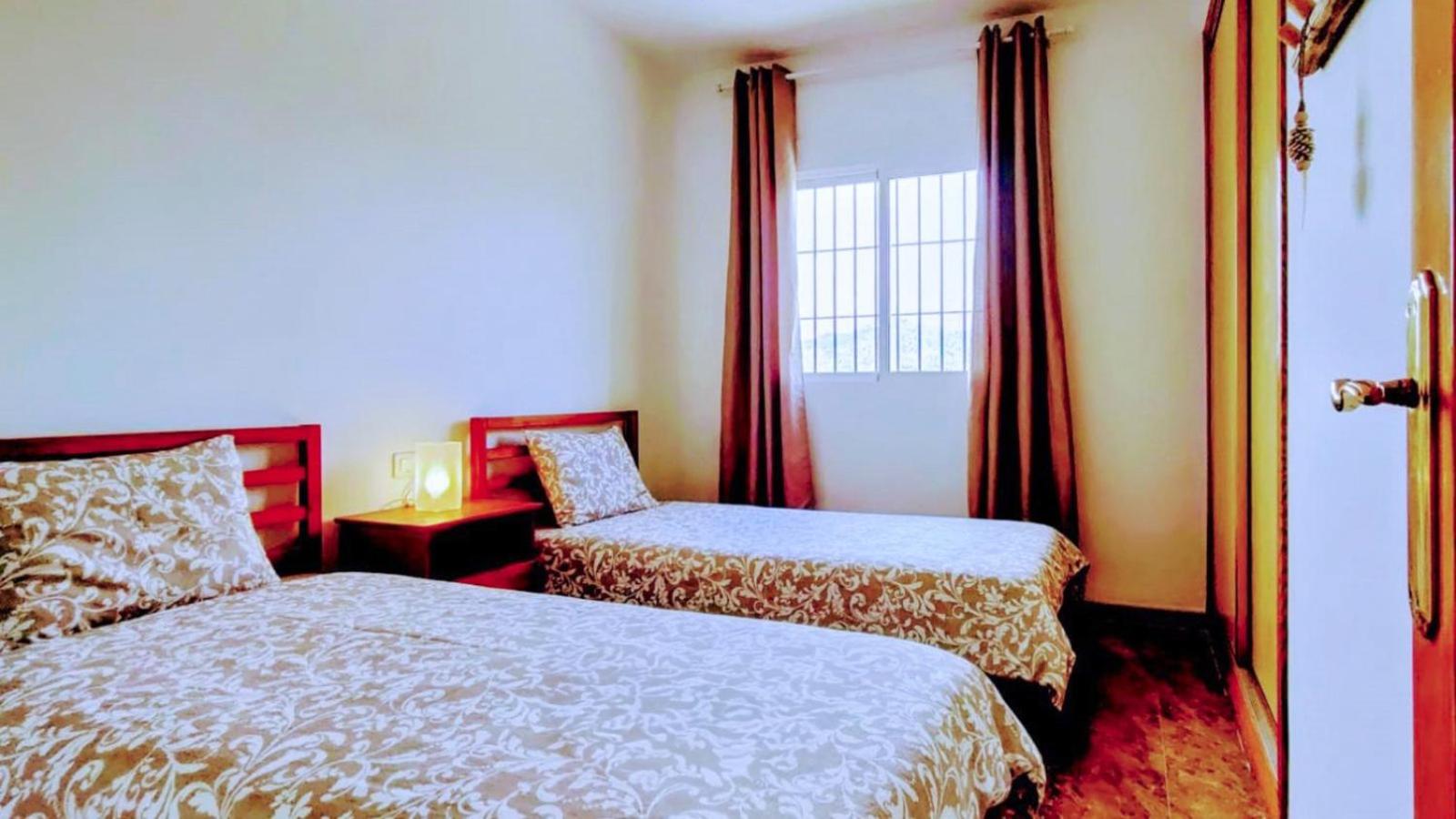 Four-Bedroom House photo 3