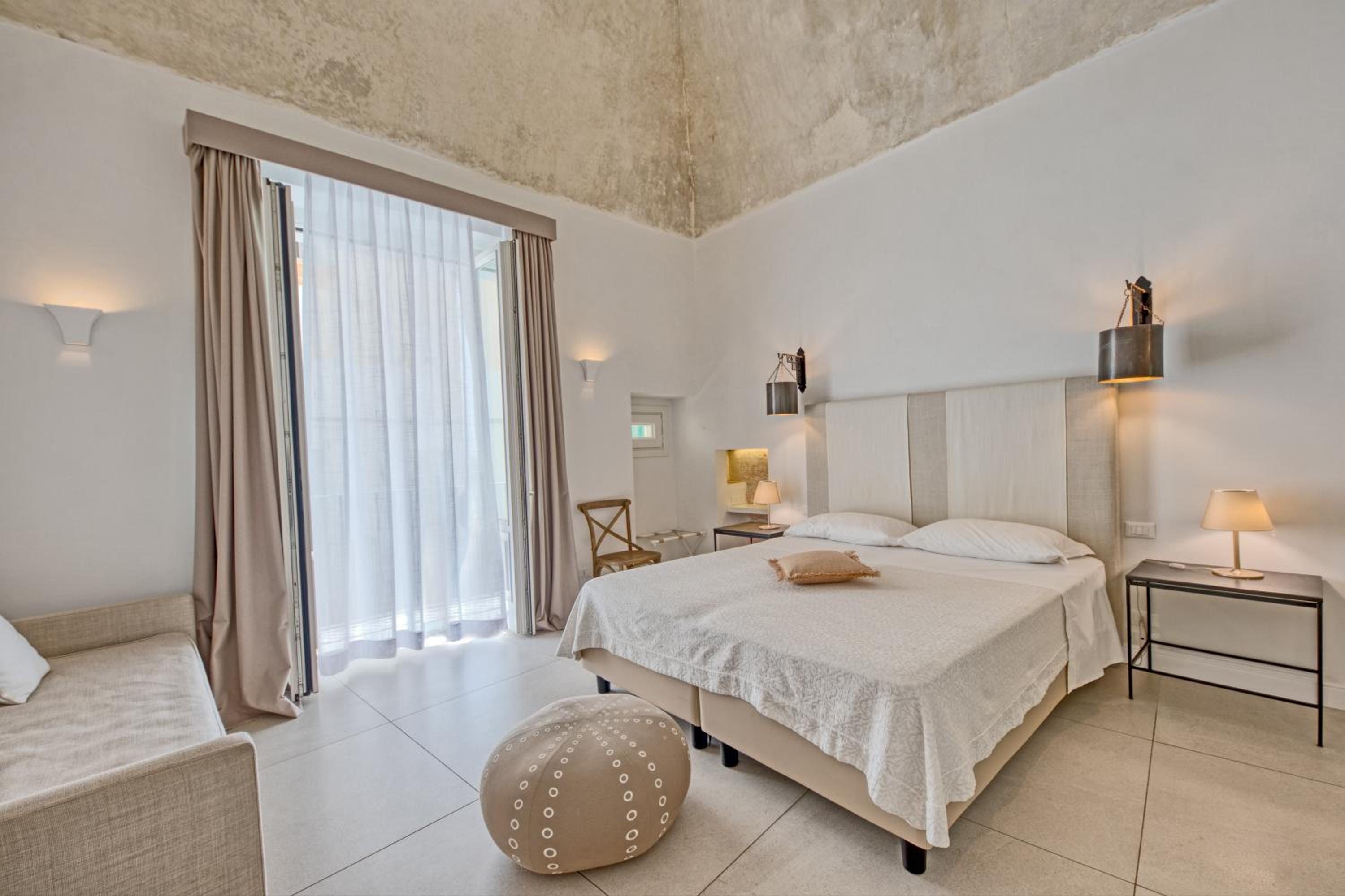 Premium Double Room - Photo 1