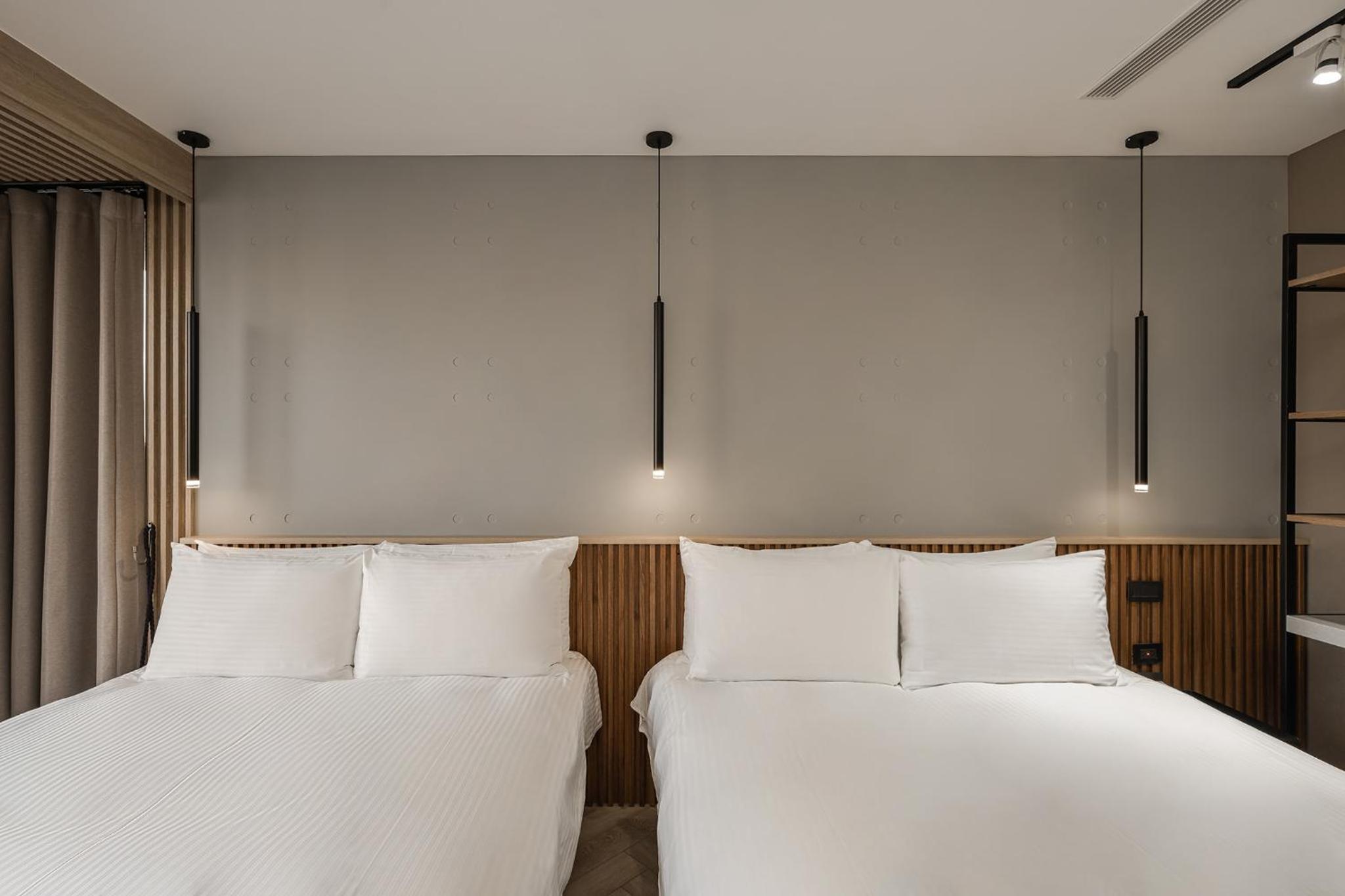 Standard Quadruple Room - Photo 6