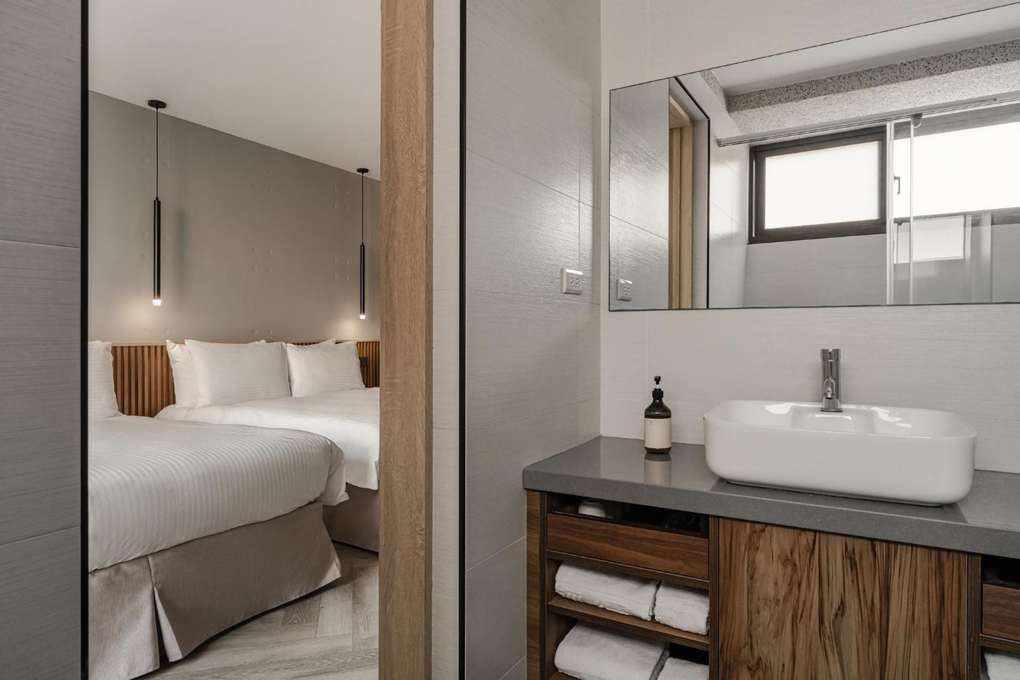 Standard Quadruple Room - Photo 2