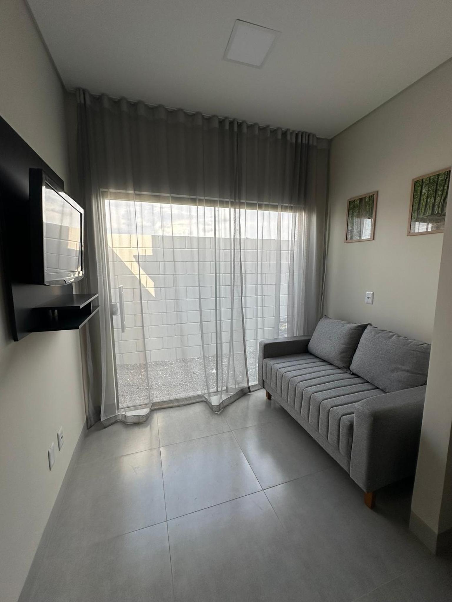 One-Bedroom Apartment photo 3