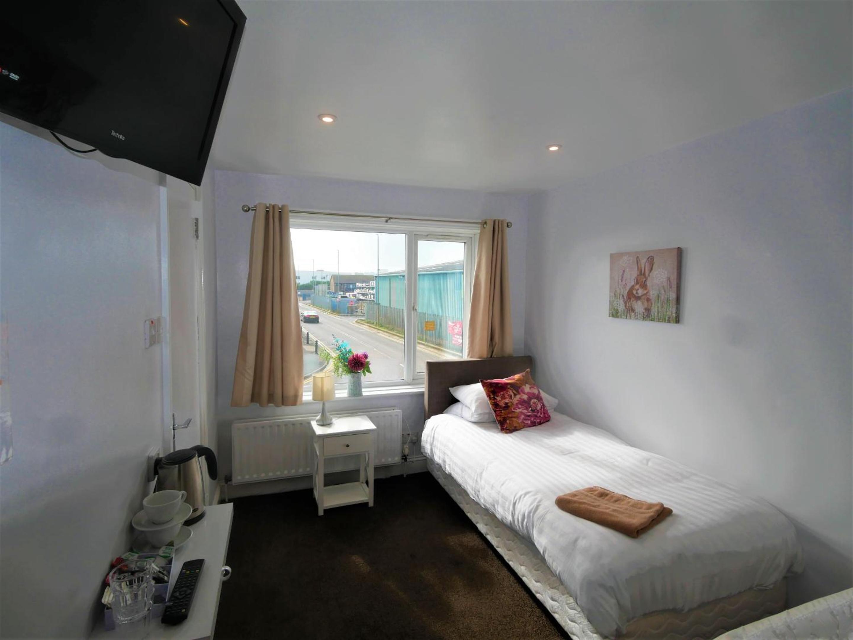 Double or Twin Room with En-Suite