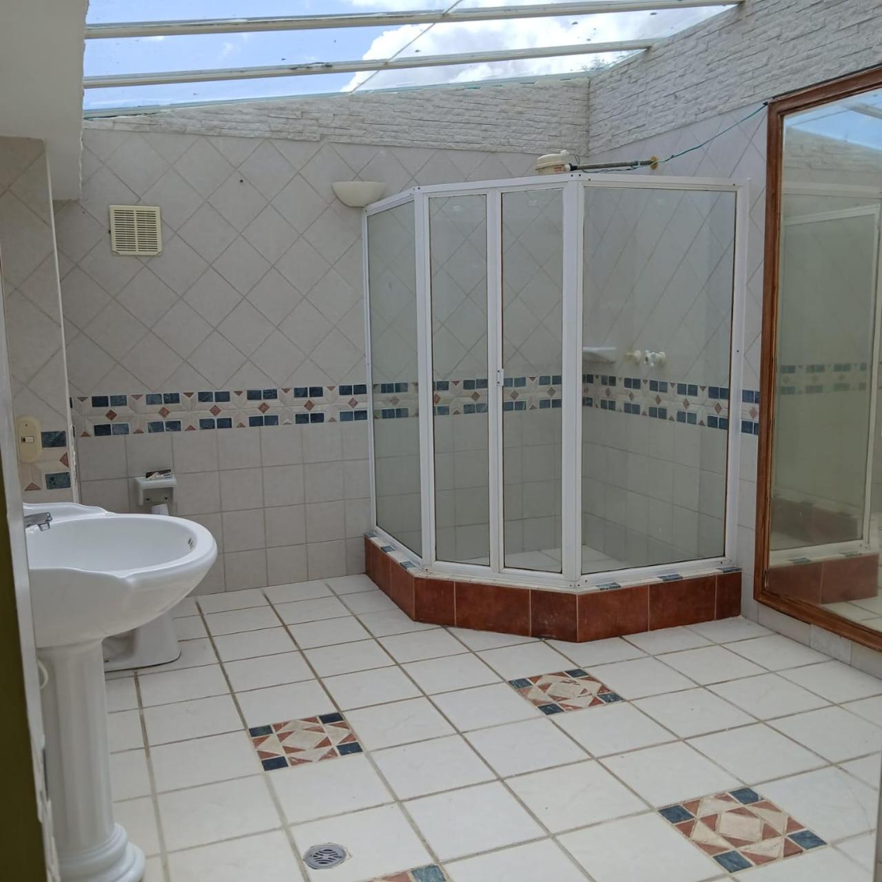 Three-Bedroom House photo 2