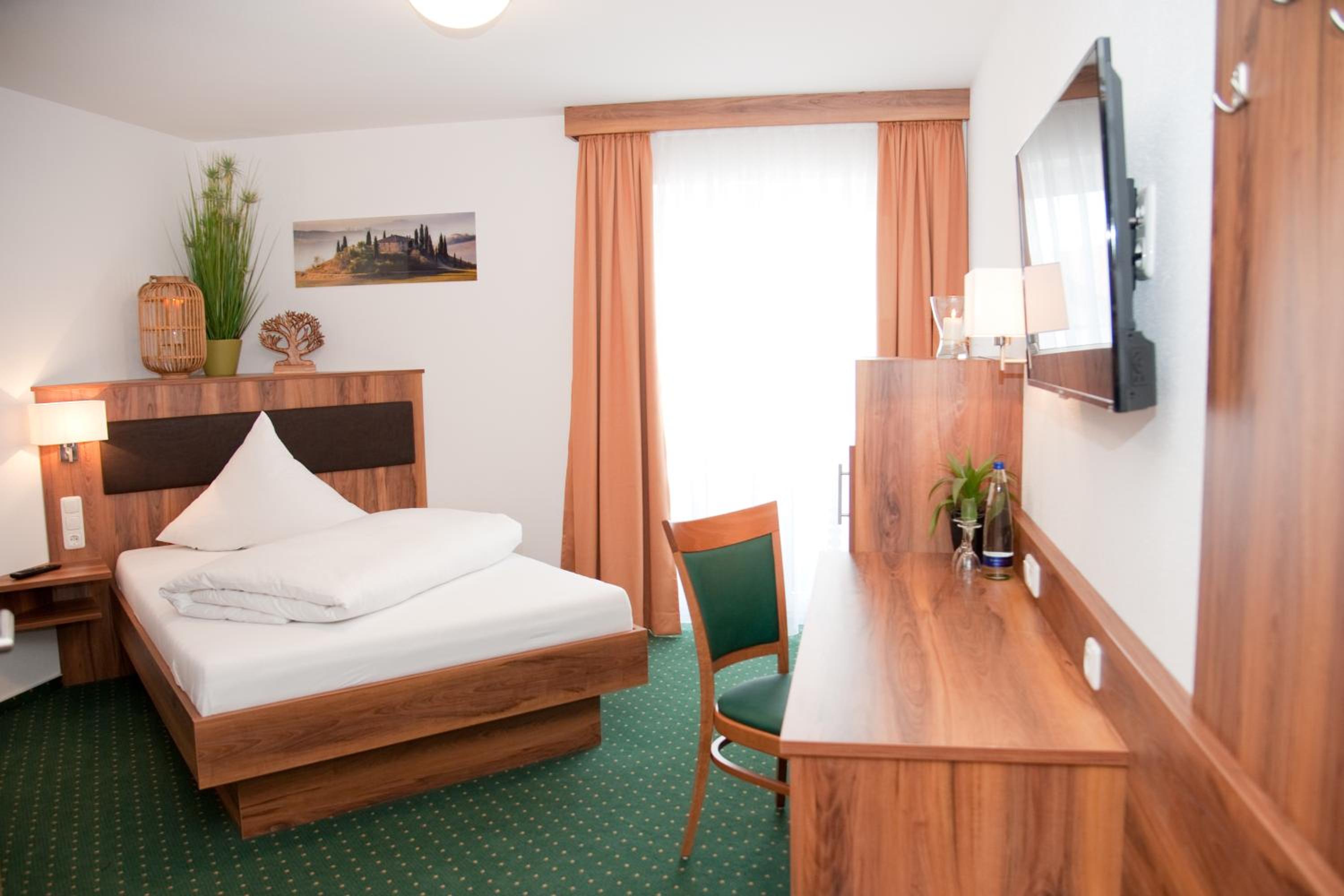 Single Room photo 1
