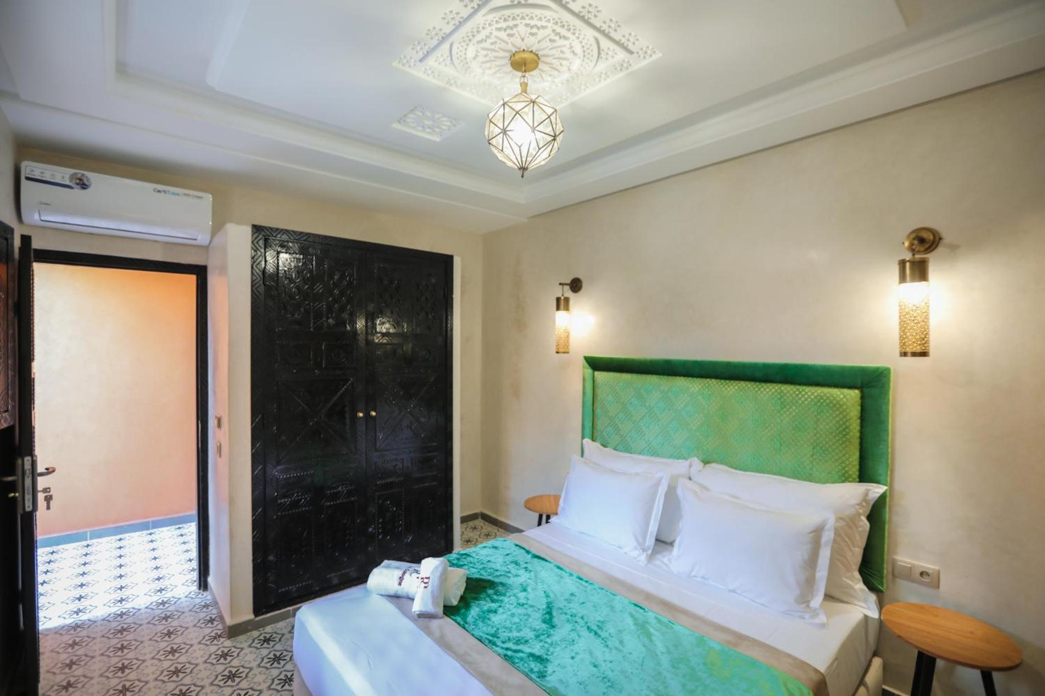Standard Double or Twin Room - Photo 1