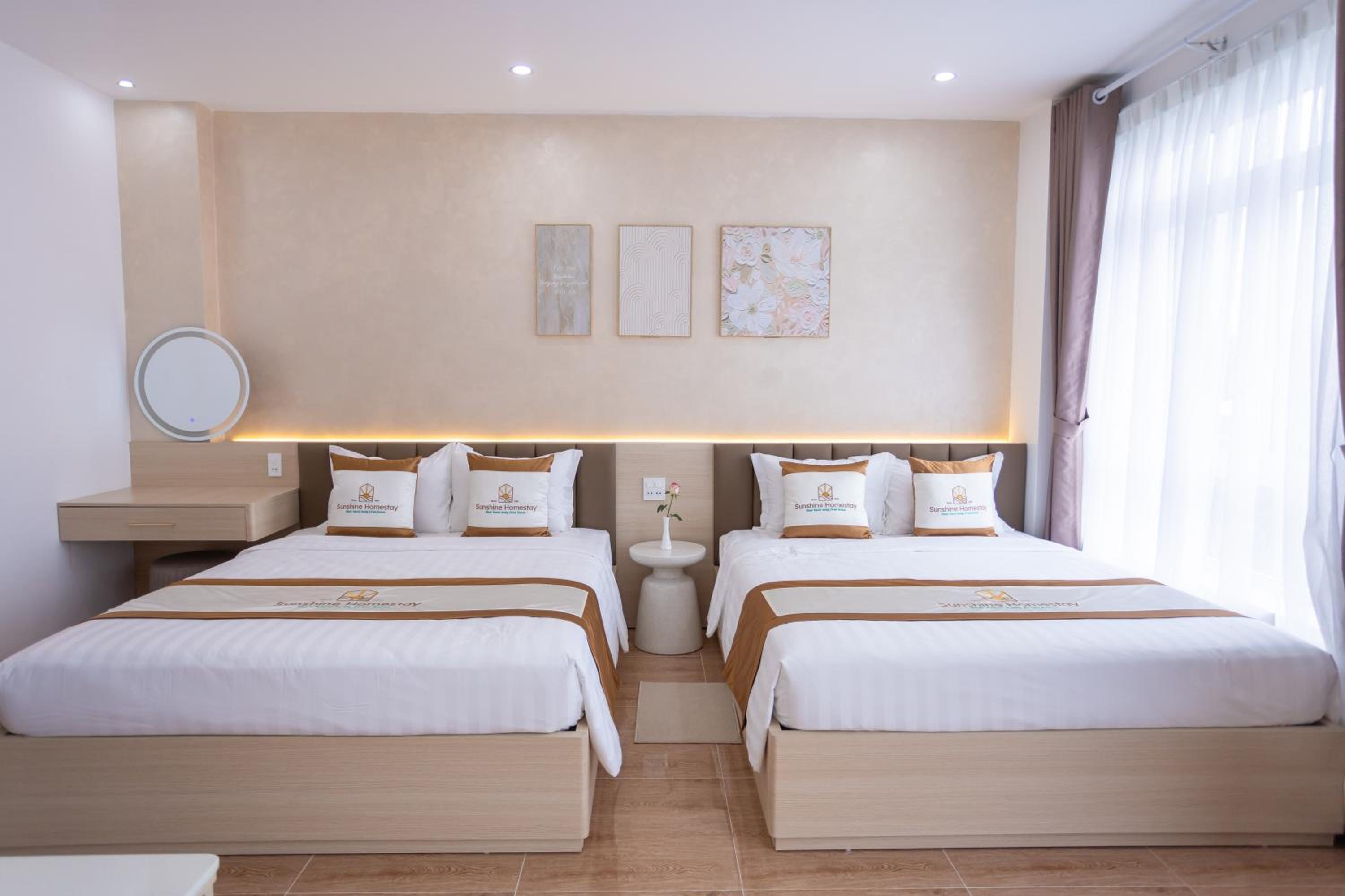Deluxe Double or Twin Room with Balcony