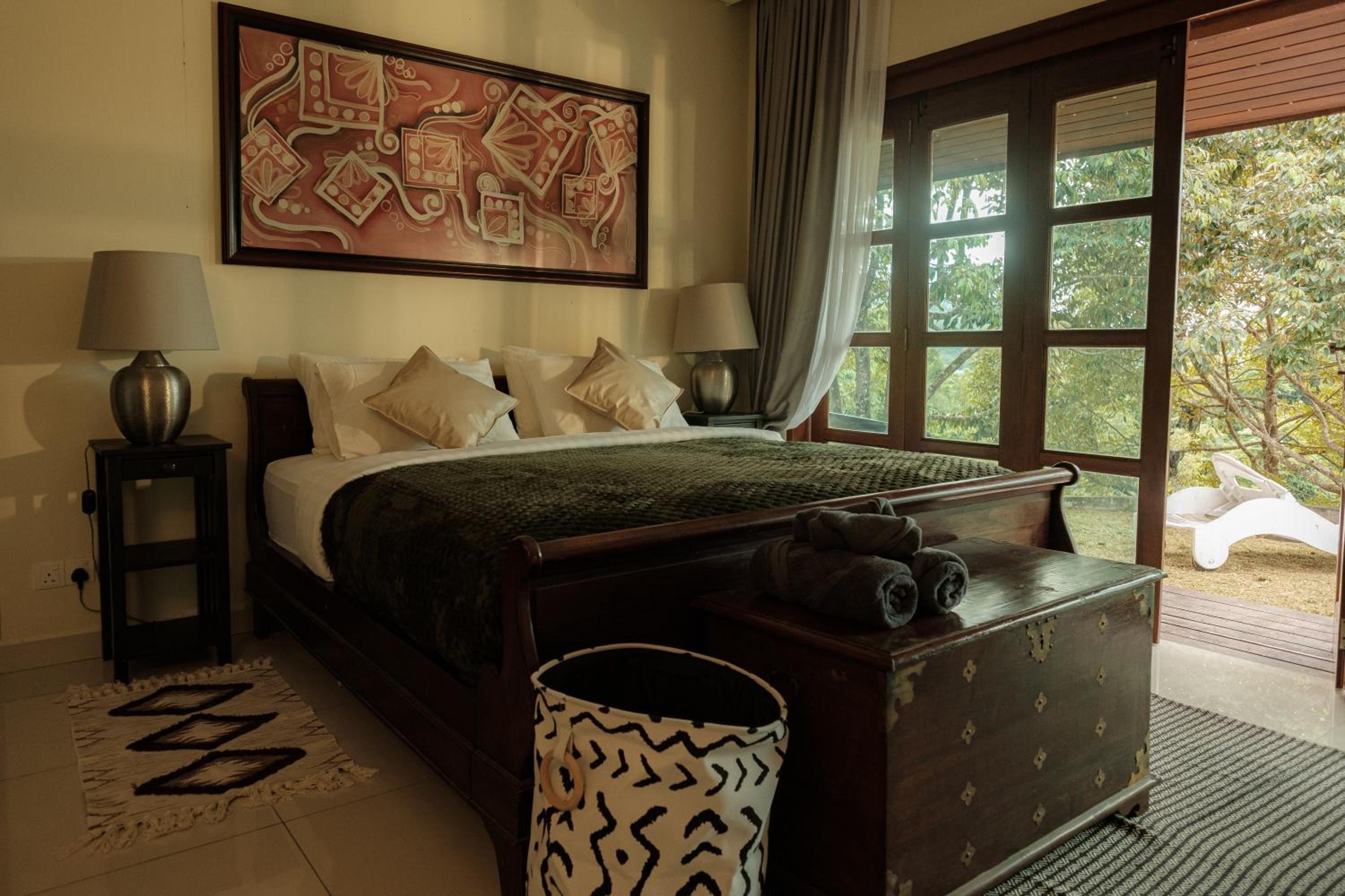 Three-Bedroom Villa photo 3