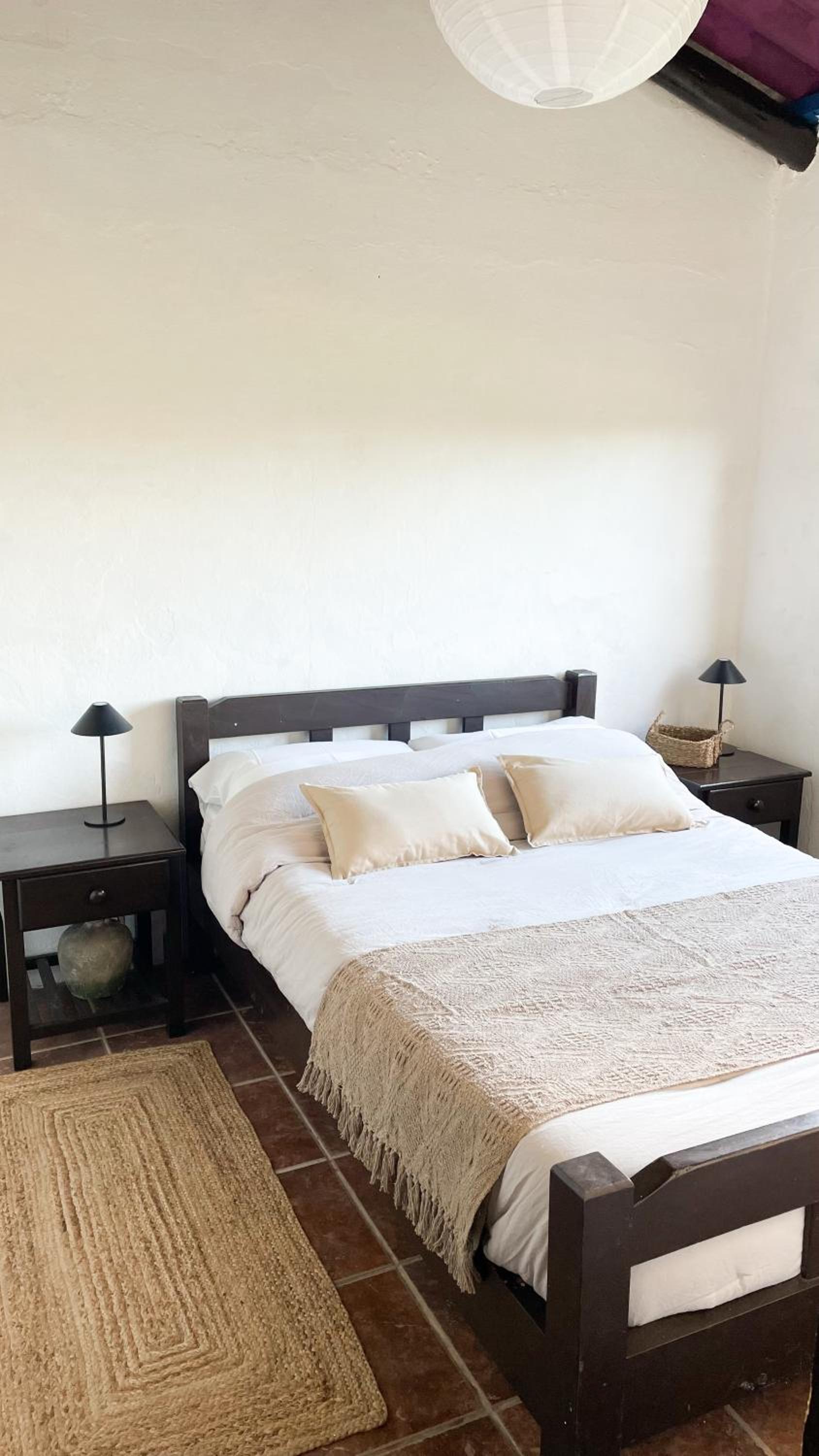 Double Room with Shared Bathroom photo 2