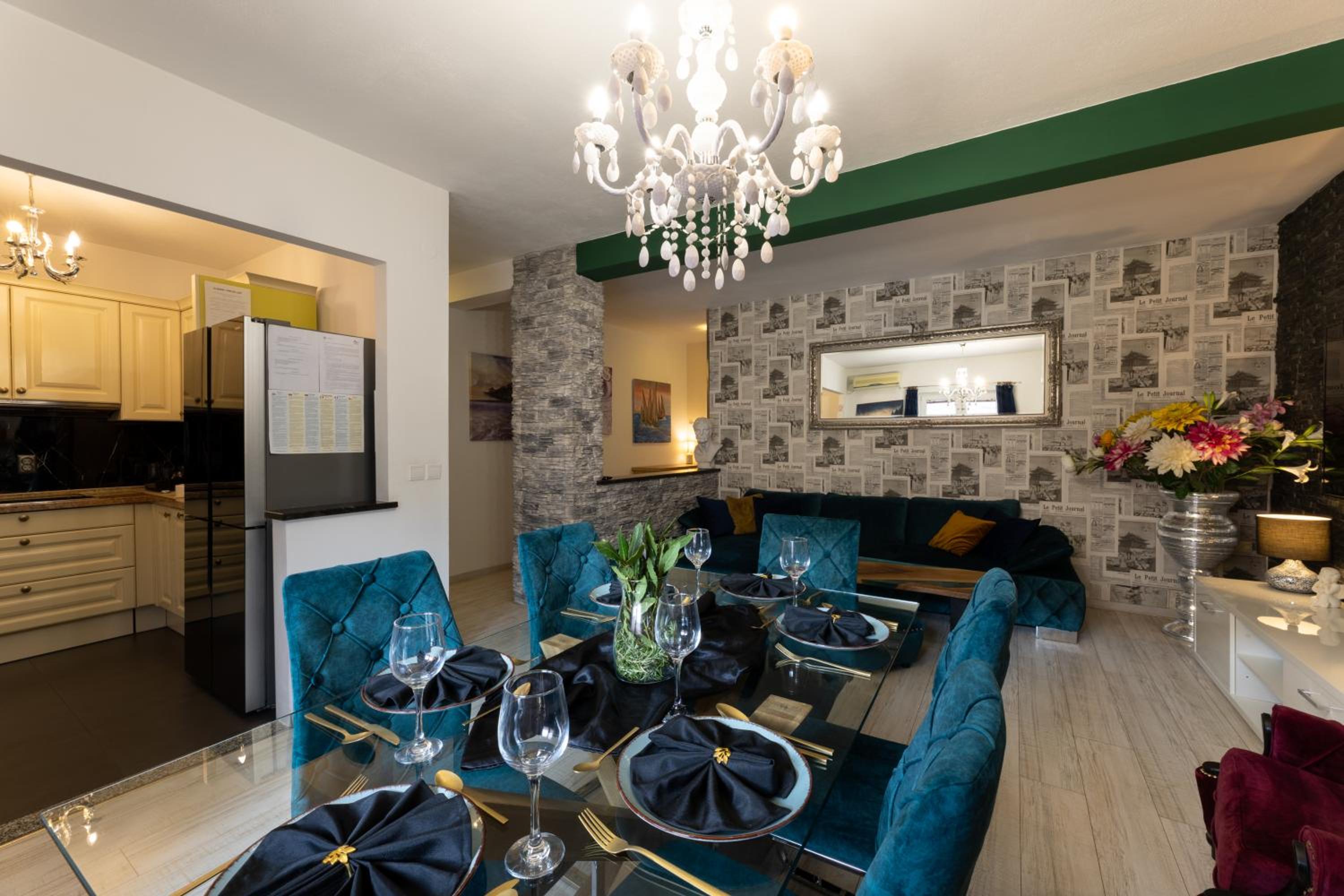 Three-Bedroom Apartment with Private Pool photo 2