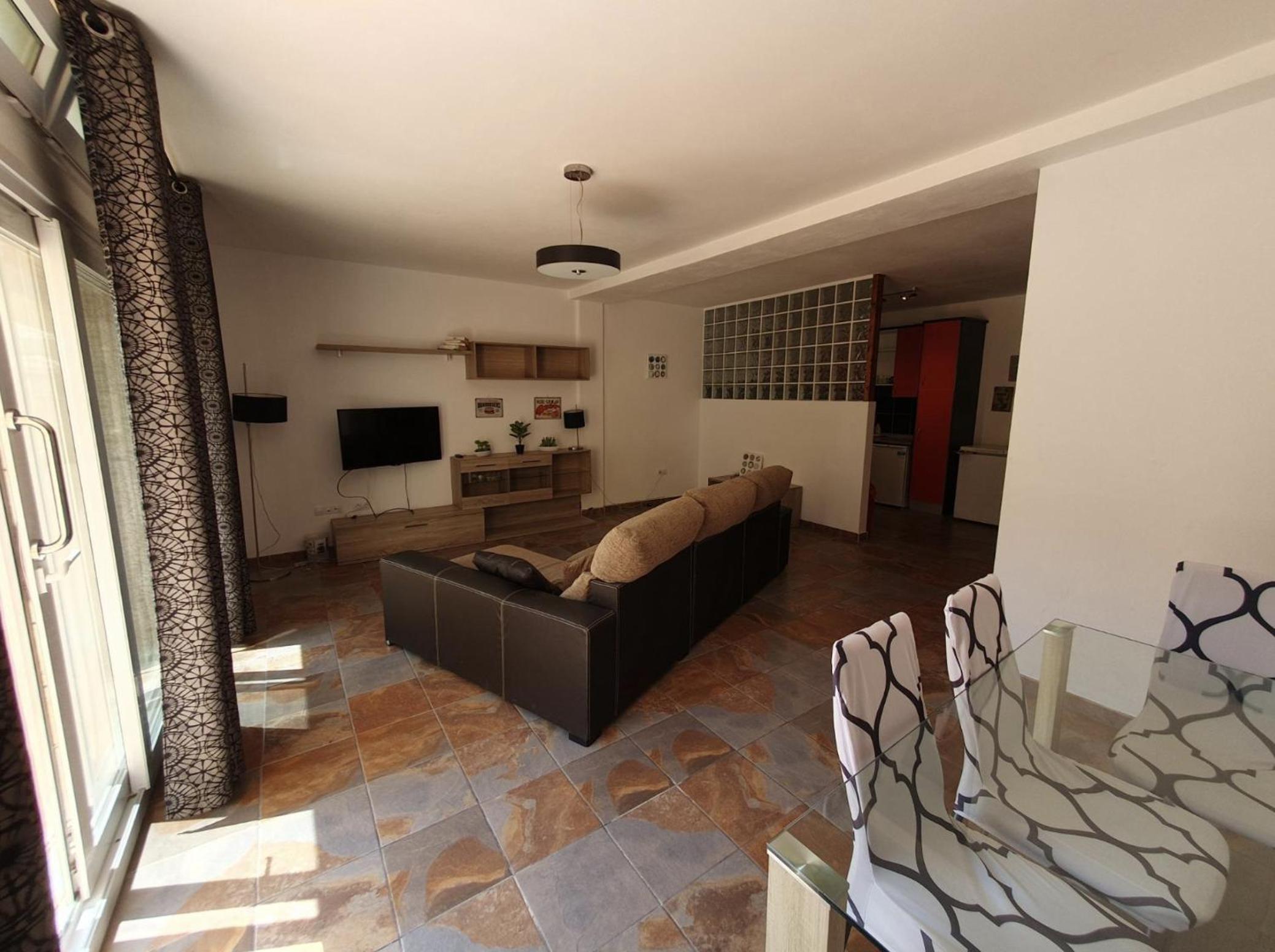 Apartamento con vista a la piscina