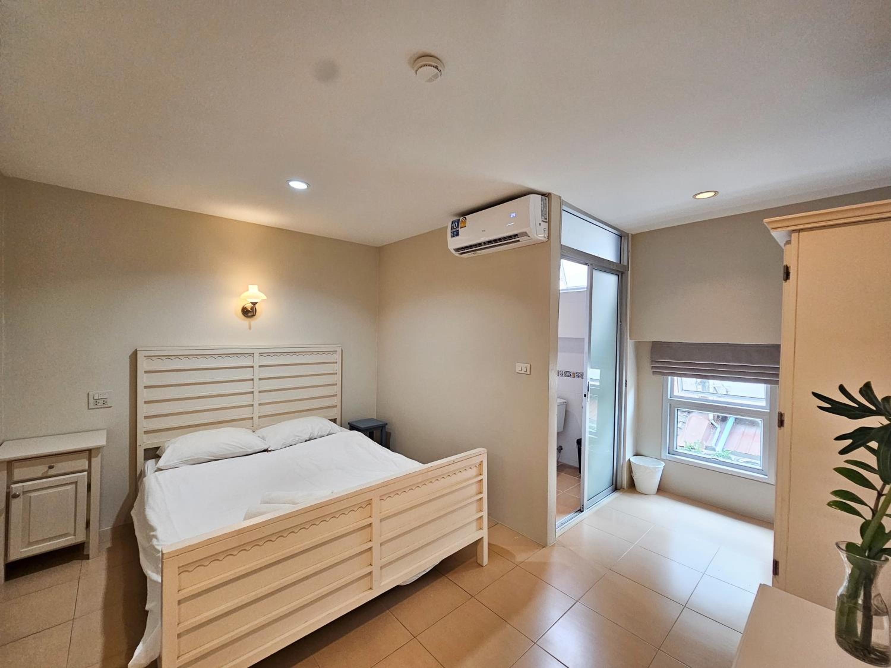 Standard Double Room photo 3