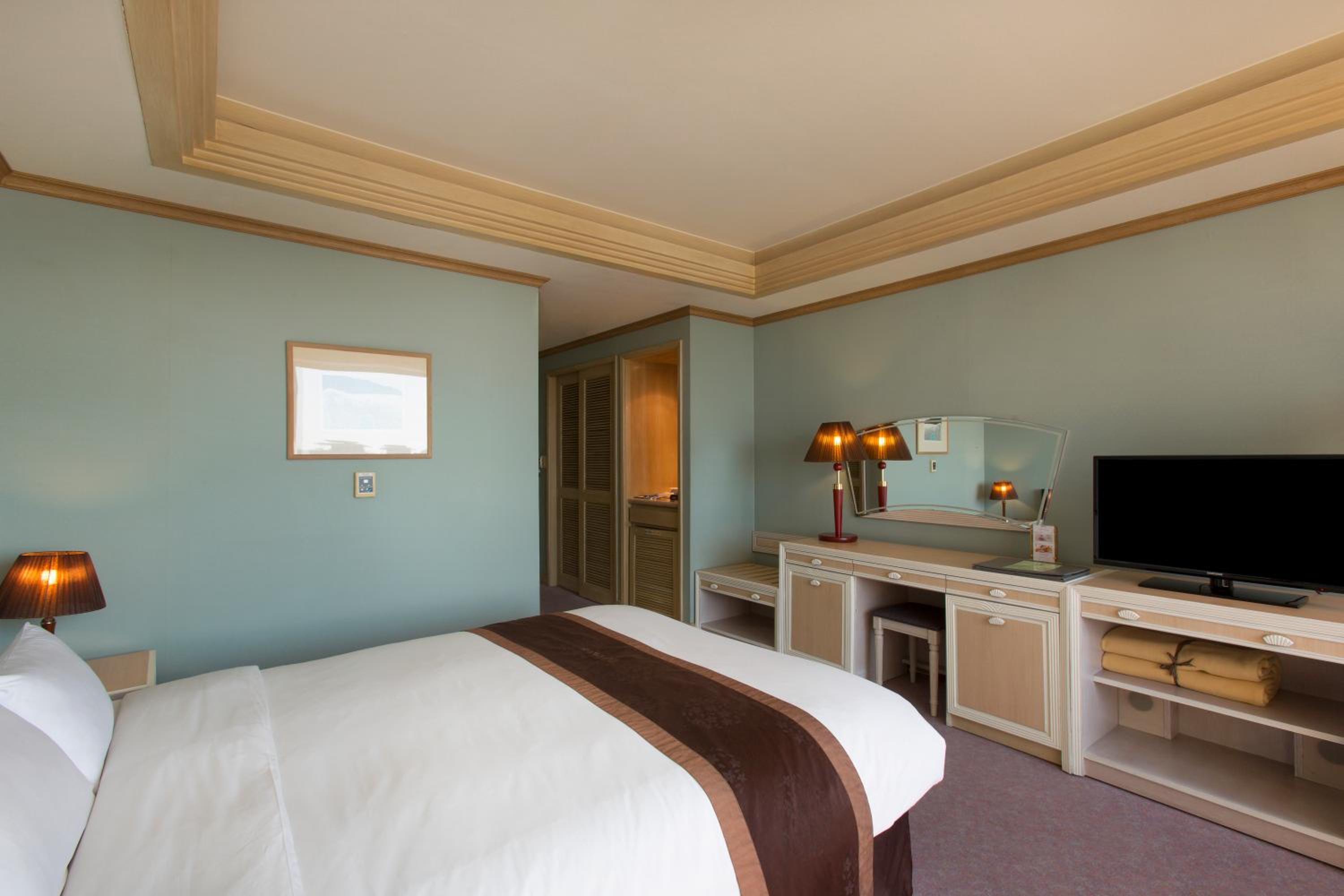 Standard Double Room - Photo 3
