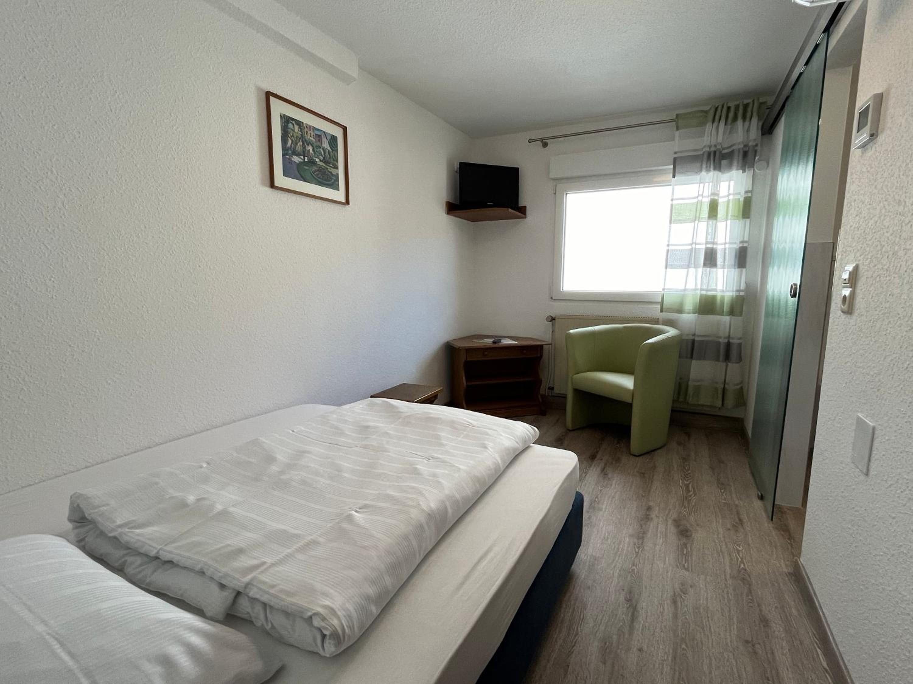 Single Room photo 3