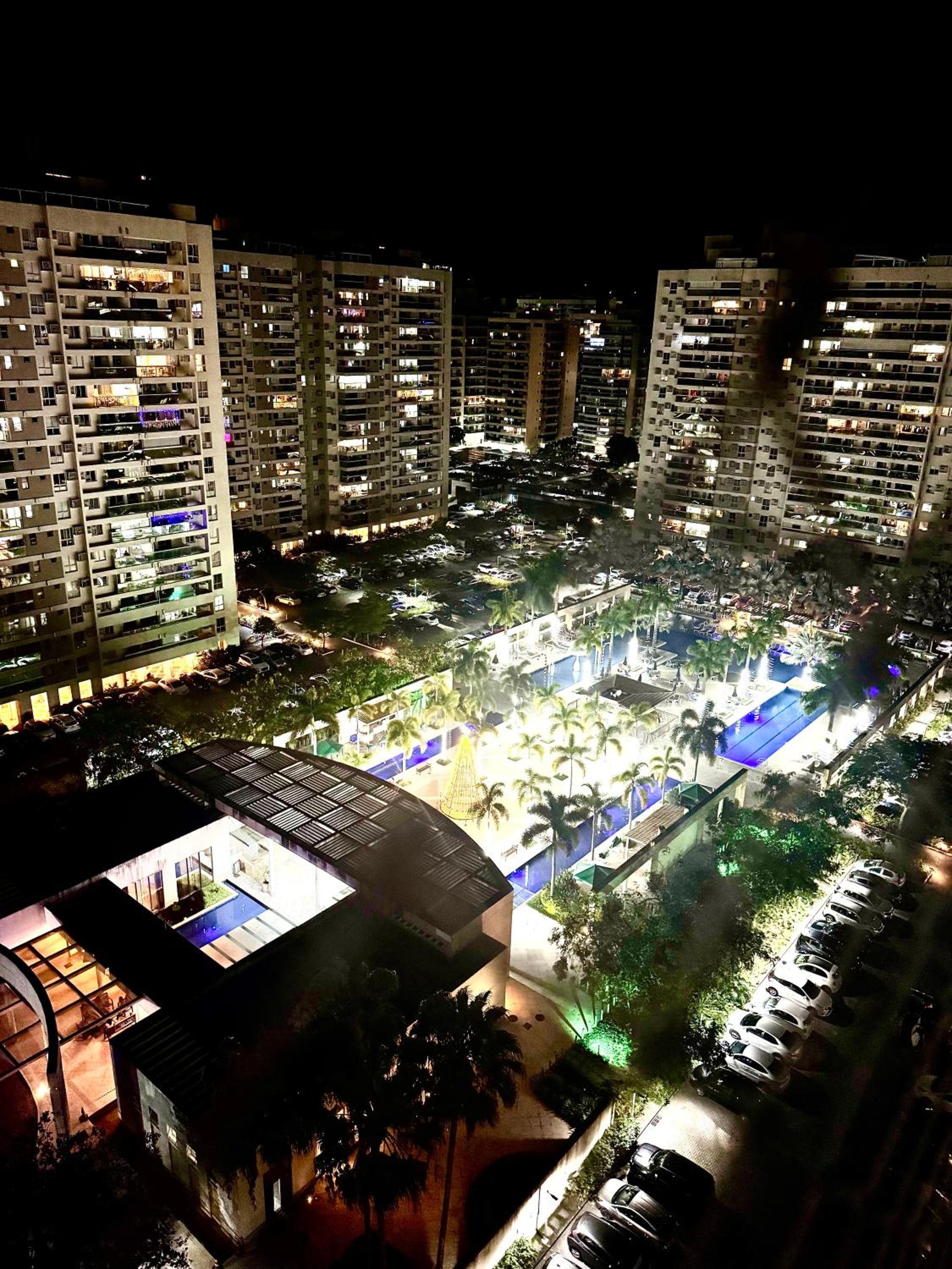 Apartment with Pool View  - Photo 33