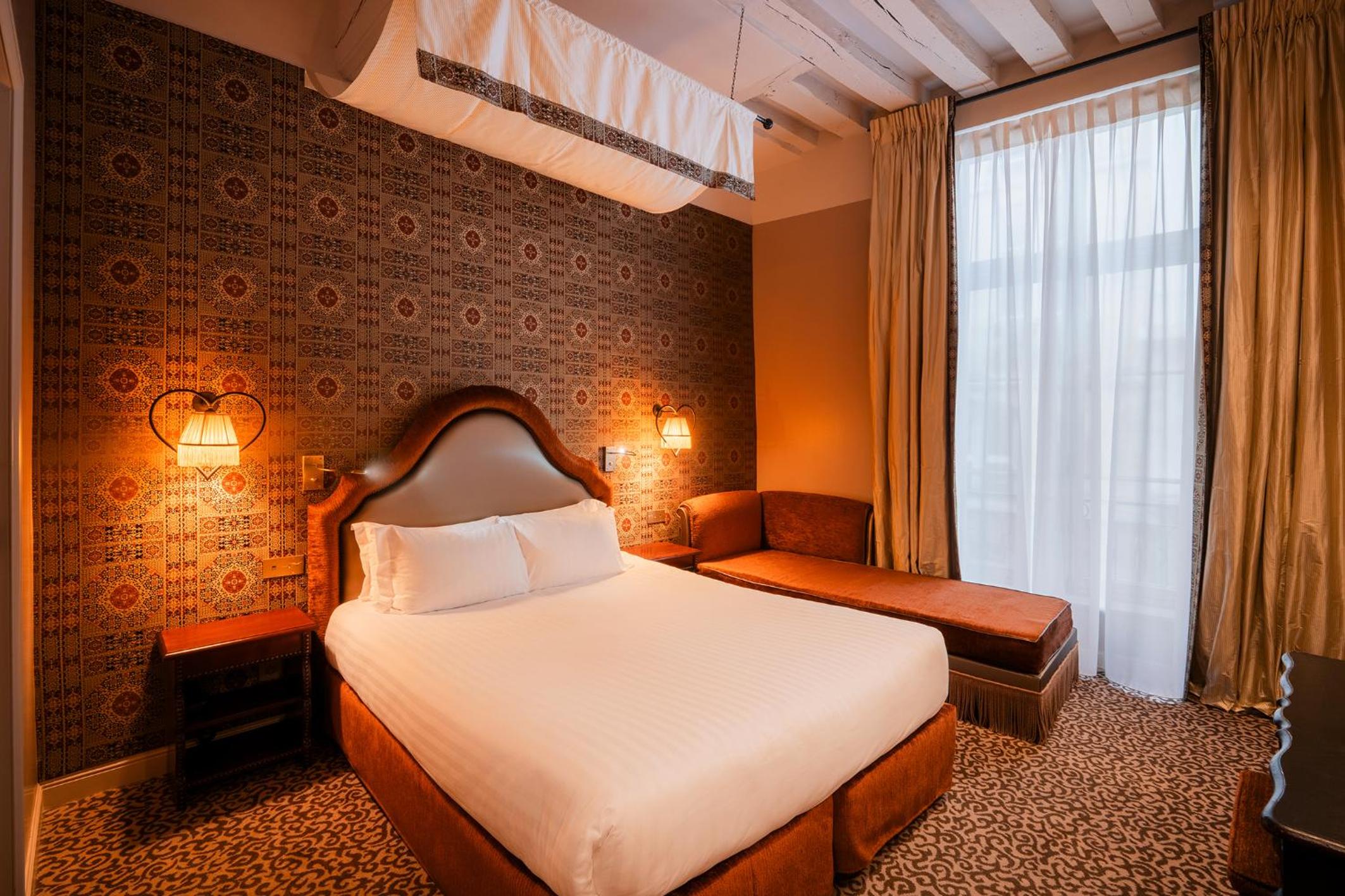 Deluxe Triple Room photo 1