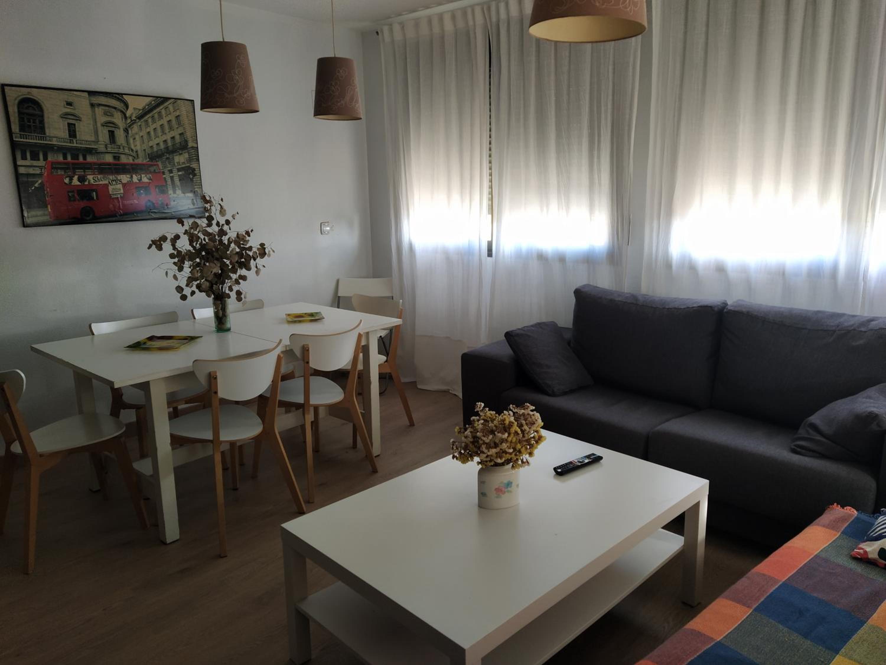 Apartamento con vista al mar