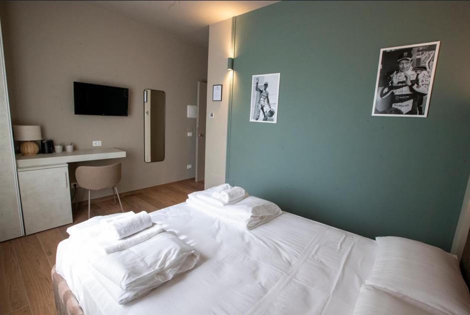Double Room with Garden View - Photo 4